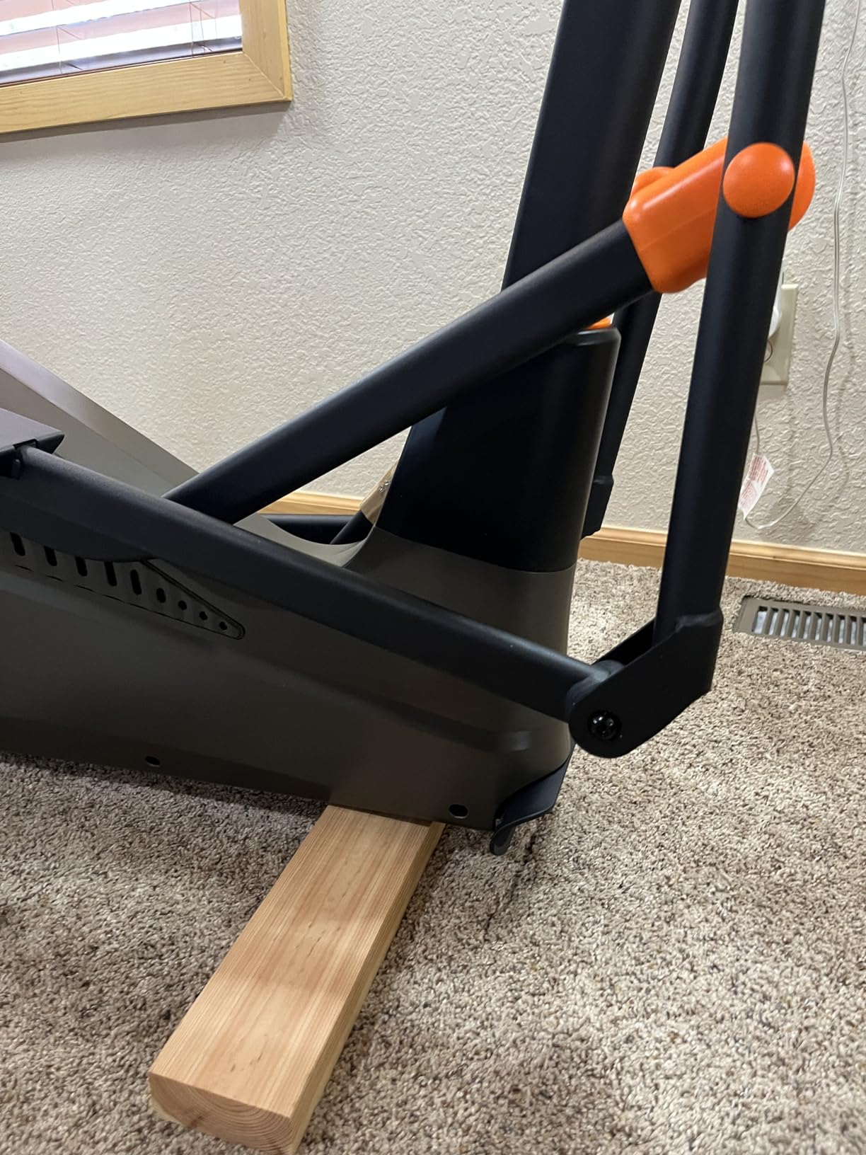 Niceday Elliptical Exercise Machine with 15.5/18/19IN Long Stride customer photo 2