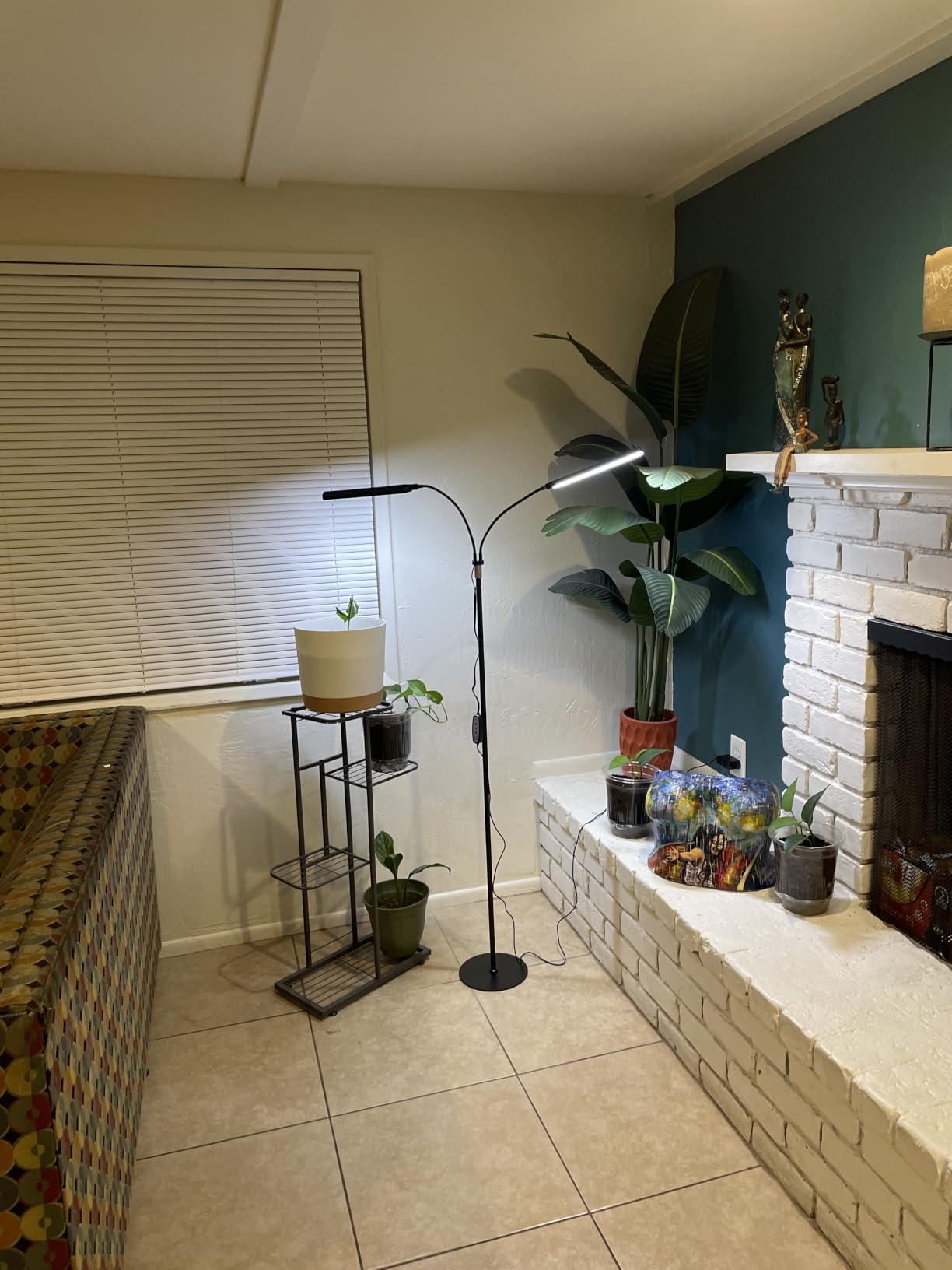 Kullsinss Tall Grow Lights for Indoor Plants with Stand, 2-Head 114 LEDs customer photo 1