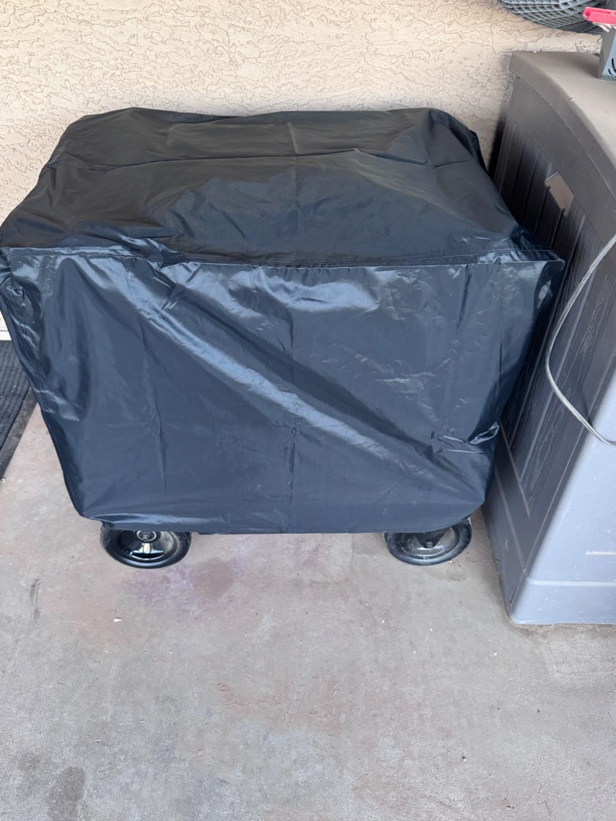 Generator Cover for 5000 ‑10000W, 32 x 24 x 24 Inch, Black customer photo 2
