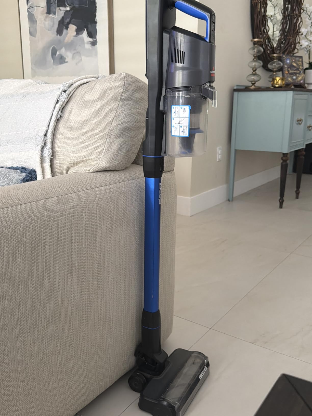 Bissell PowerClean FurFinder 200W Self-Standing Cordless Vacuum, 4052 customer photo 1