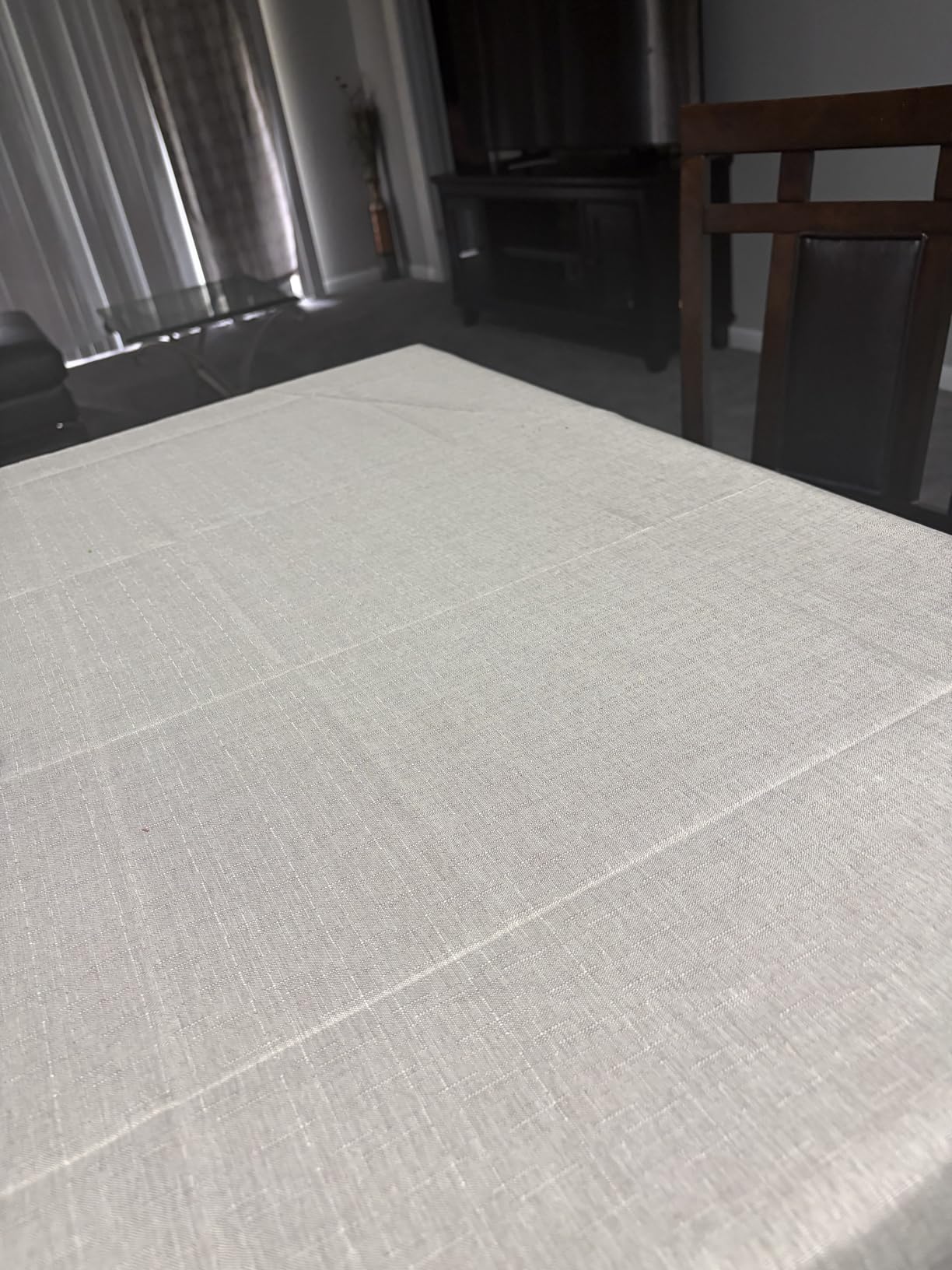 Pureegg Rectangle Linen Tablecloth Waterproof & Stain Resistant, Wrinkle-Free Table Cloth Adds Elegance and Protection, Ideal for Dining, Party, Wedding and Outdoor, 52 x 70 Inch, Beige customer photo 2