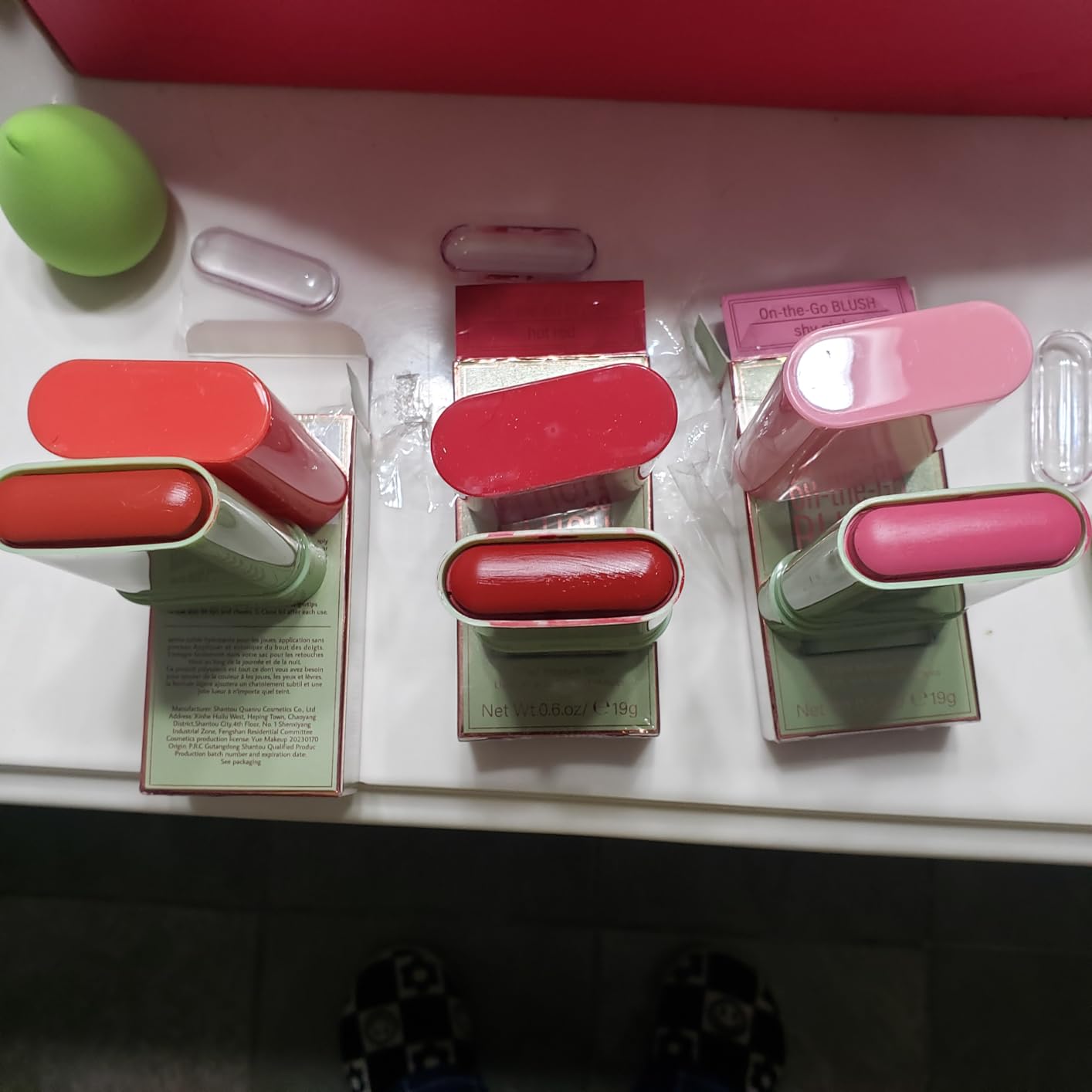 3 Colors Blush Stick with Makeup Sponges,Matte Solid Cream Blush,Multi-Use Blush Stick for Cheeks,Lips and Eye,High Pigmented Makeup Sticks Set A customer photo 1