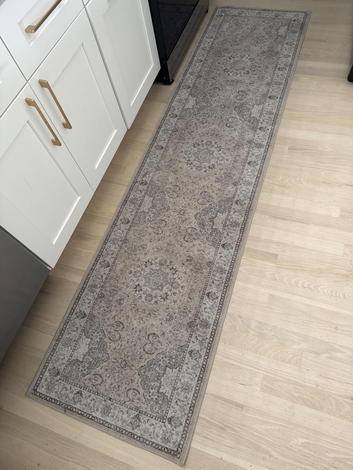 5x7 Living Room Area Rugs: Washable Non-Slip Stain Resistant Rug for Nursery Bedroom Dining Room Vintage Ultra Soft Indoor Carpet for Kitchen Farmhouse Distressed Floor Mat for Home Office (5x7 Brick) customer photo 1