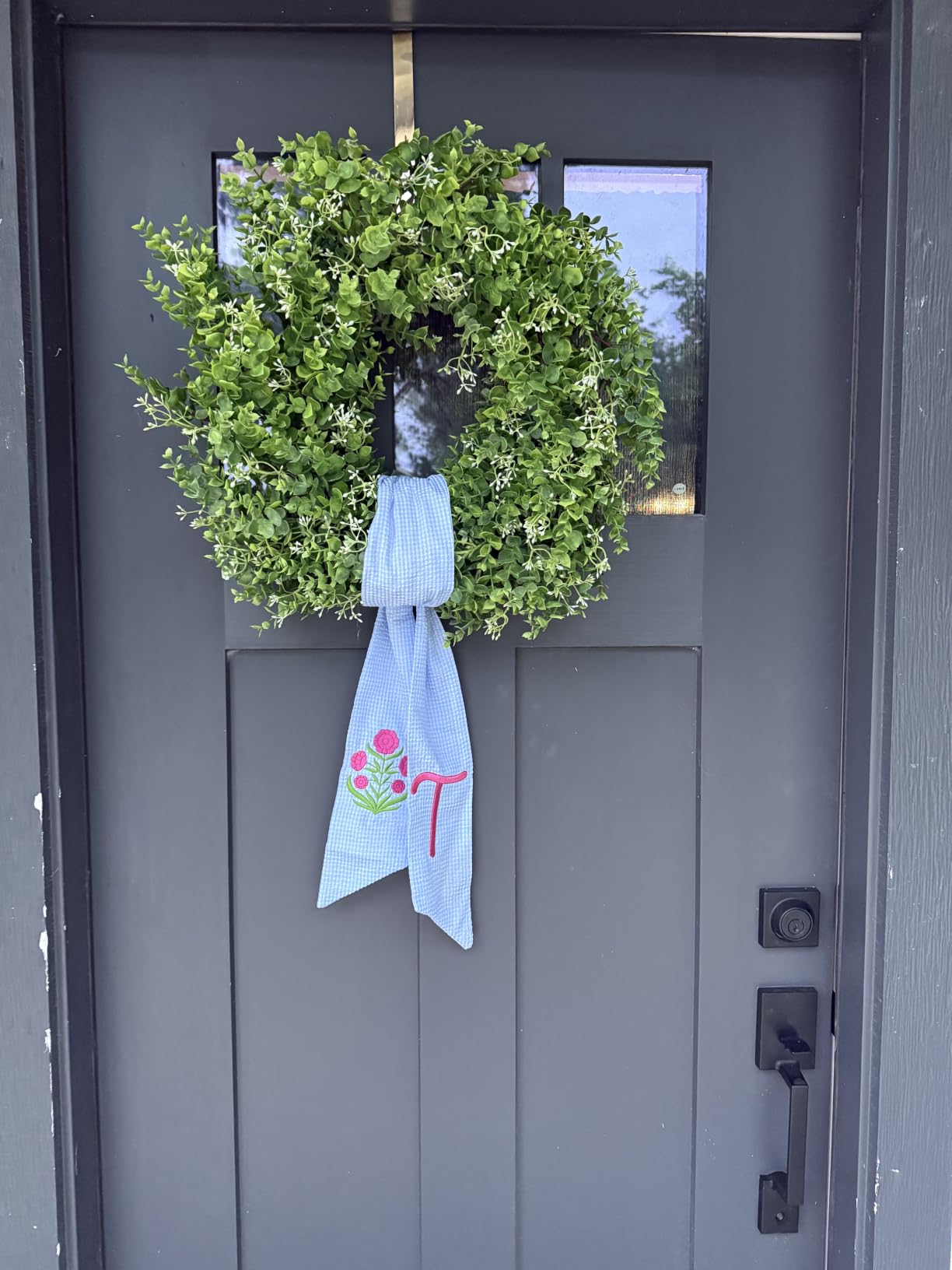 26'' Artificial Eucalyptus Wreath with Seeds for Front Door Decor(Green) customer photo 2