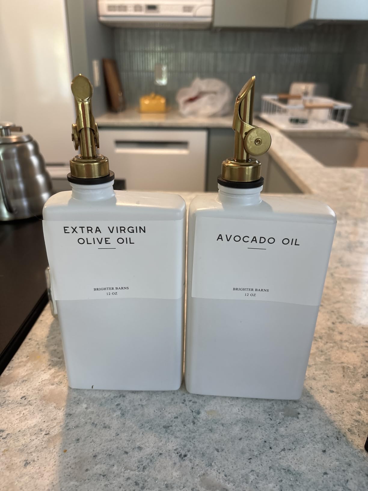 Glass Olive Oil Dispenser Bottle for Kitchen by Brighter Barns - Coffee Syrup Dispenser, Oil and Vinegar Bottle - Modern Kitchen Essentials for Restaurants, Coffee Bar, Airbnb (Clear/Gold, Set of 2) customer photo 1