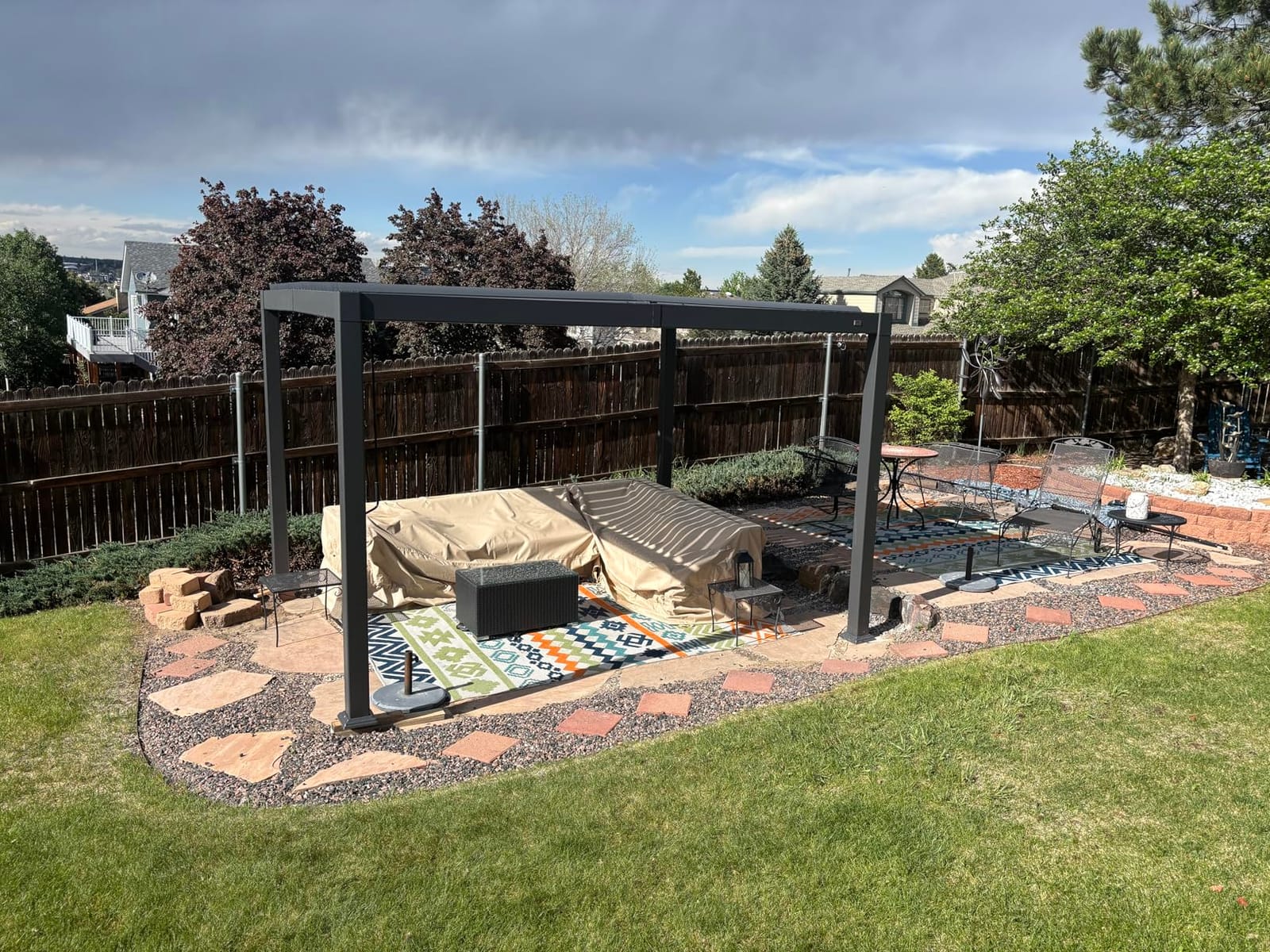 PURPLE LEAF Louvered Pergola 10' x 16' Aluminum Pergola w/Independent Roof customer photo 2