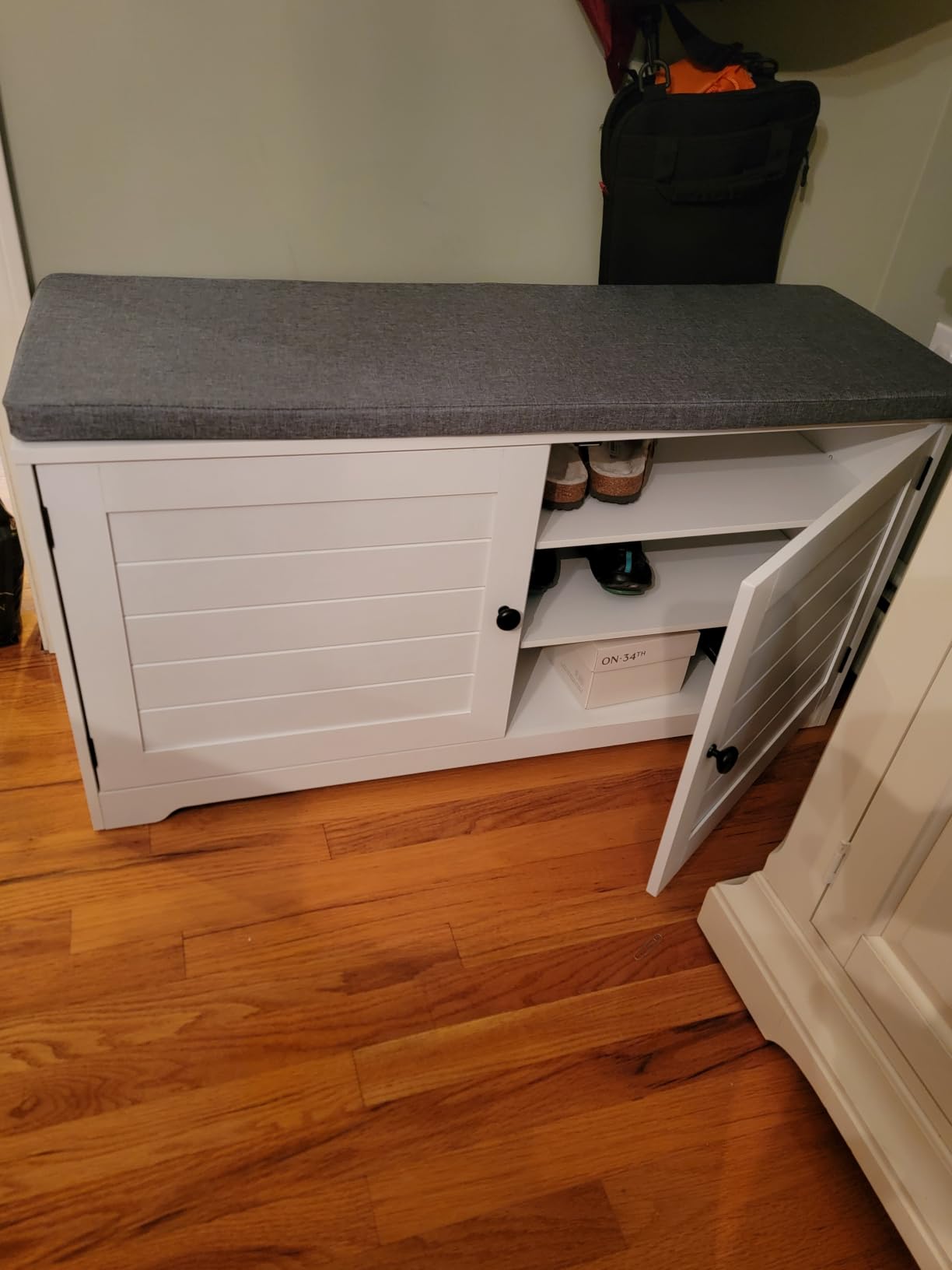 VASAGLE 3-Tier Shoe Storage Bench with Cushion, 14 x 39.8 x 20.7 Inches customer photo 2