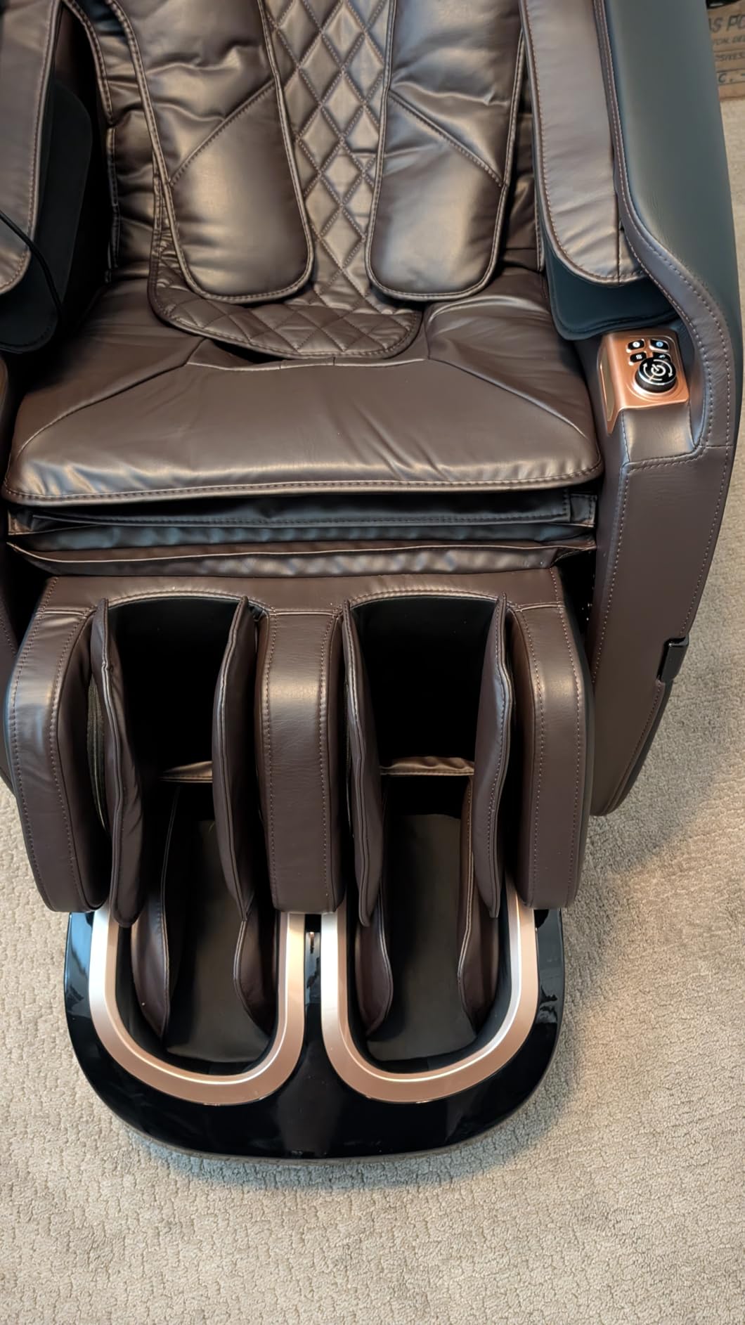 KoziSense A18 Zero Gravity Full Body Massage Chair with Heat customer photo 1