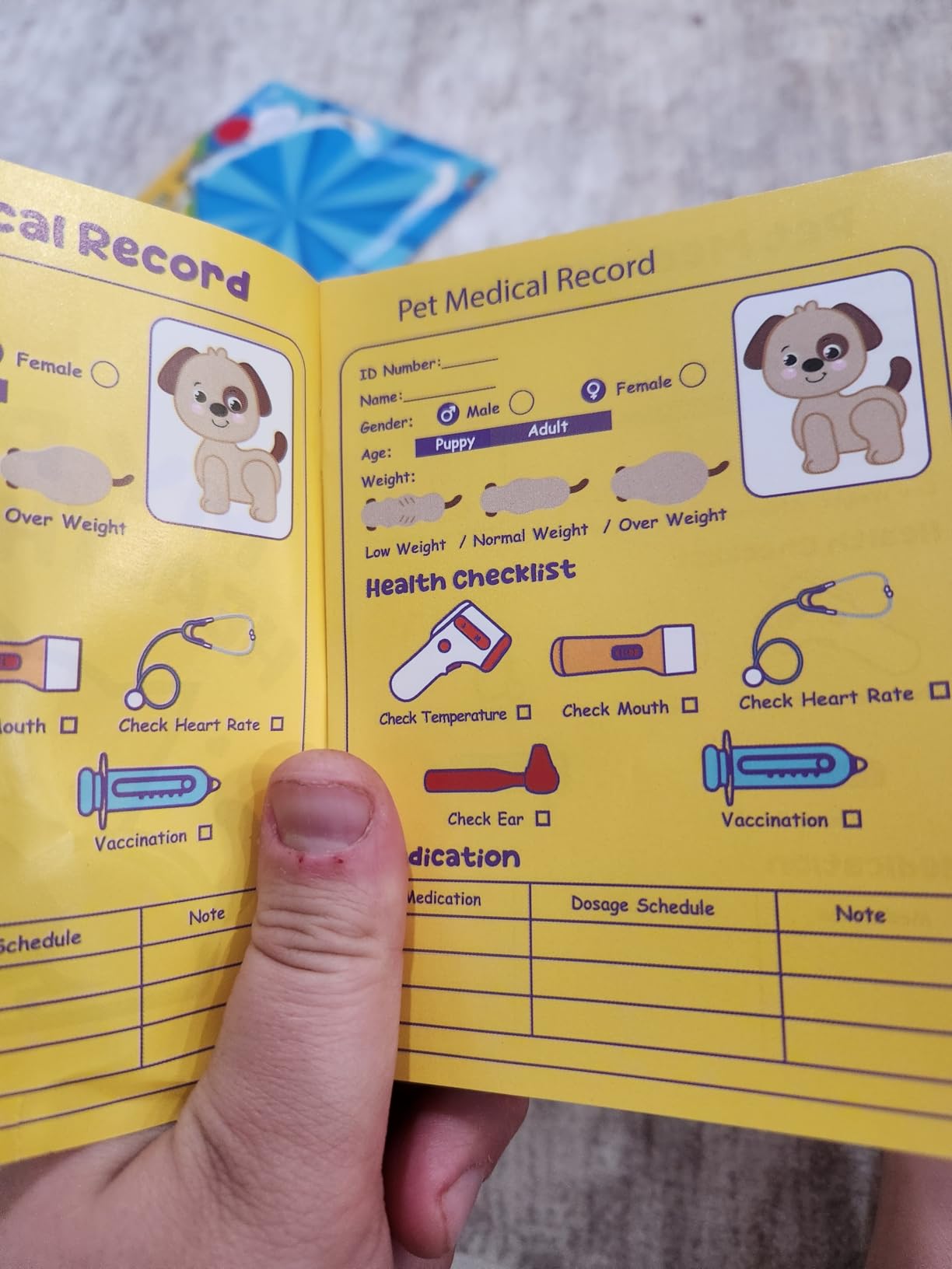 Lehoo Castle Critter Clinic with Key, Pretend Play Doctor Toys for Kids 3-5 customer photo 1