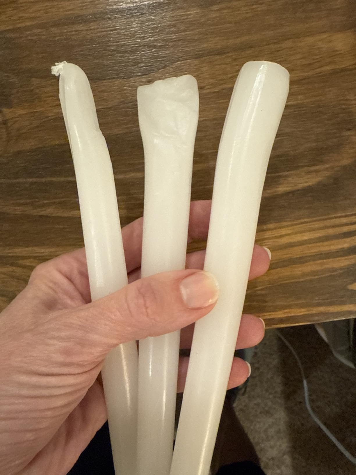 YOROXRG 24 Colored Taper Candles, 7-8 Hours Burn Time, Unscented, Smokeless and Dripless, 0.75 x 10 Inch Dinner Candle Set for Household, Wedding, Party and Home Décor Candlesticks customer photo 2