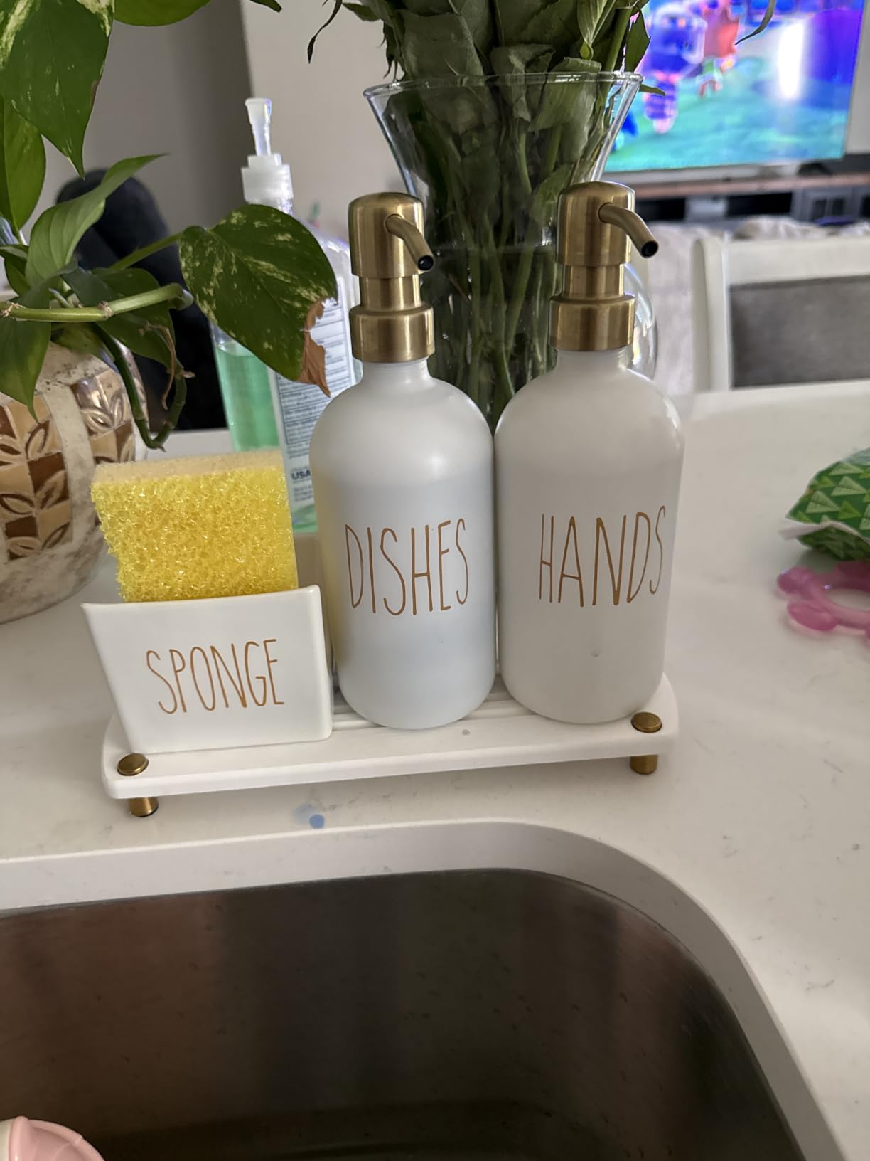 Cisily Kitchen Soap Dispenser Set Comes with Ceramics Sponge Holder, Gold Pumps, and Instant Dry Tray, Hand and Dish Soap Dispenser Set, Kitchen Decor and Accessories for Countertop Organizer customer photo 2