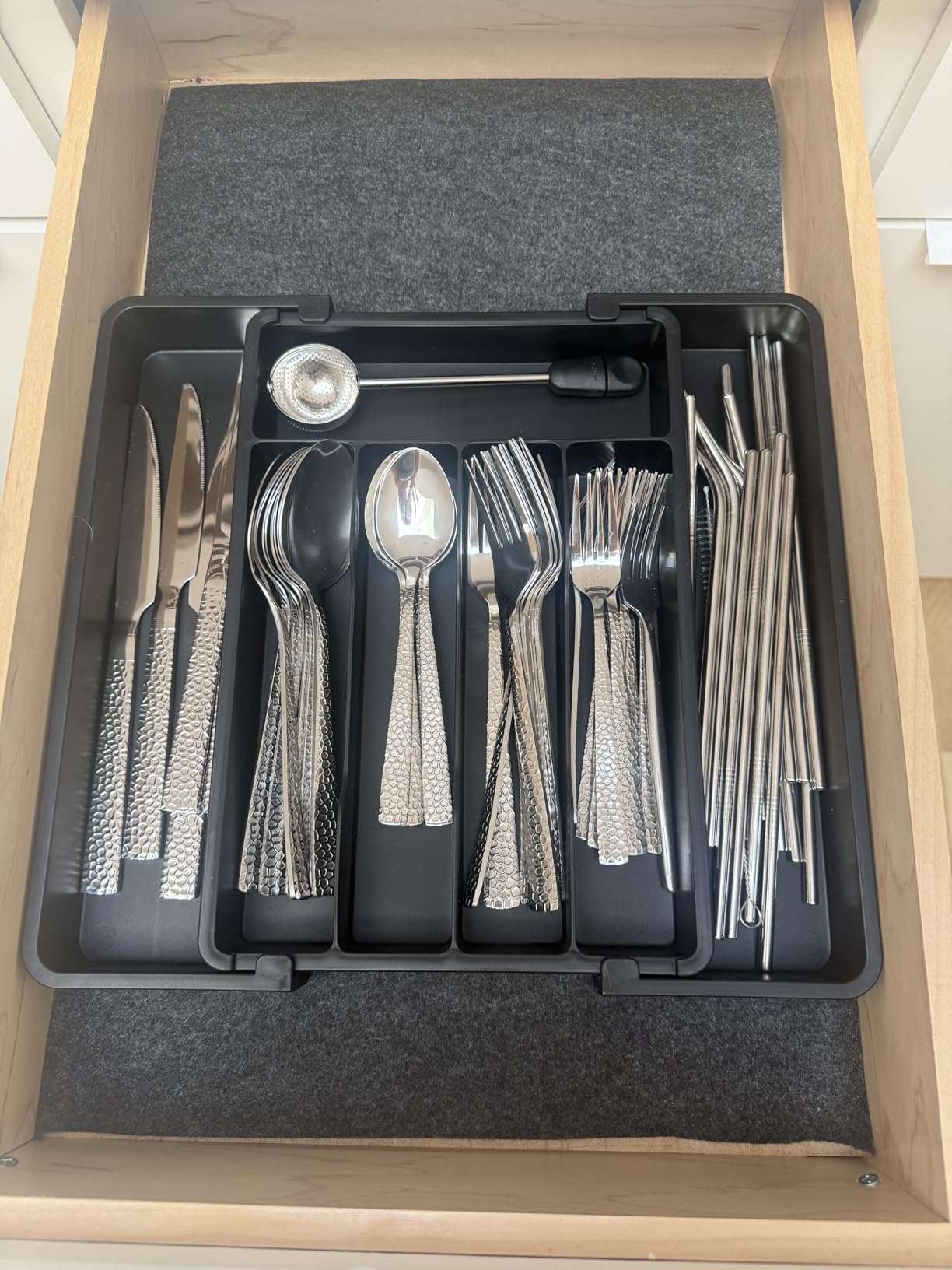 Lifewit Expandable Silverware Drawer Organizer, Kitchen Utensil Tray | BPA-free Plastic Flatware Cutlery Holder, Space-Saving Storage for Spoons Forks Knives, 8.5-14 x 12 x 1.5