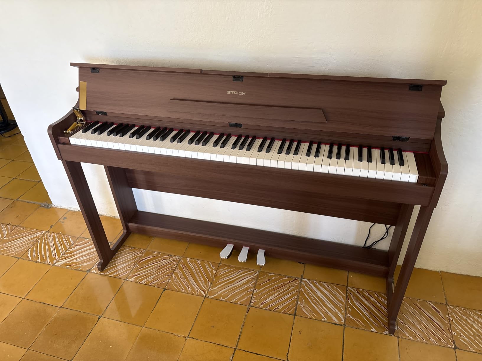 STRICH Digital Piano 88 Keys, Hammer-Action Weighted Keyboard, Full size Electric Piano Keyboard with Furniture Stand, 25Wx2 Speakers, Supports USB-MIDI/Wireless Connect, SDP-300W (Color Black) customer photo 2