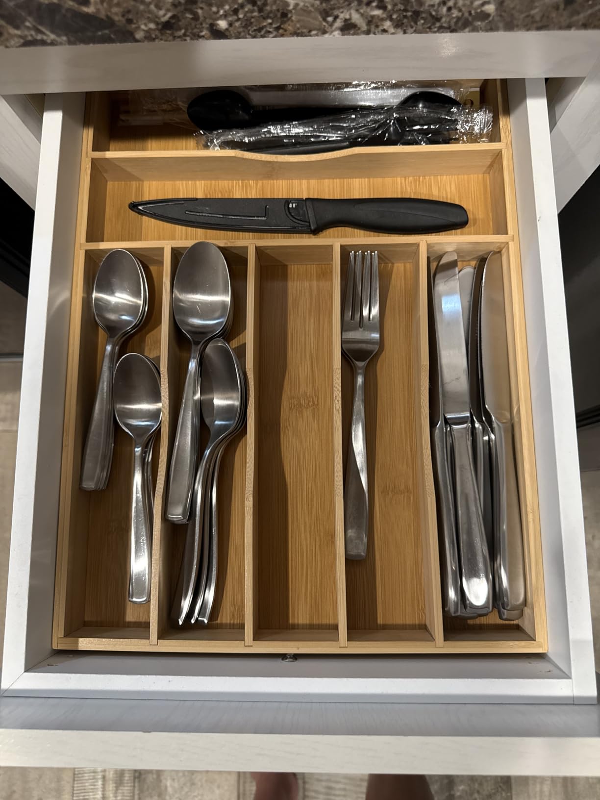 Small Silverware Organizer, Bamboo Kitchen Drawer Cutlery Organizer, Utensil Holder, Flatware Organizer Tray (6.7
