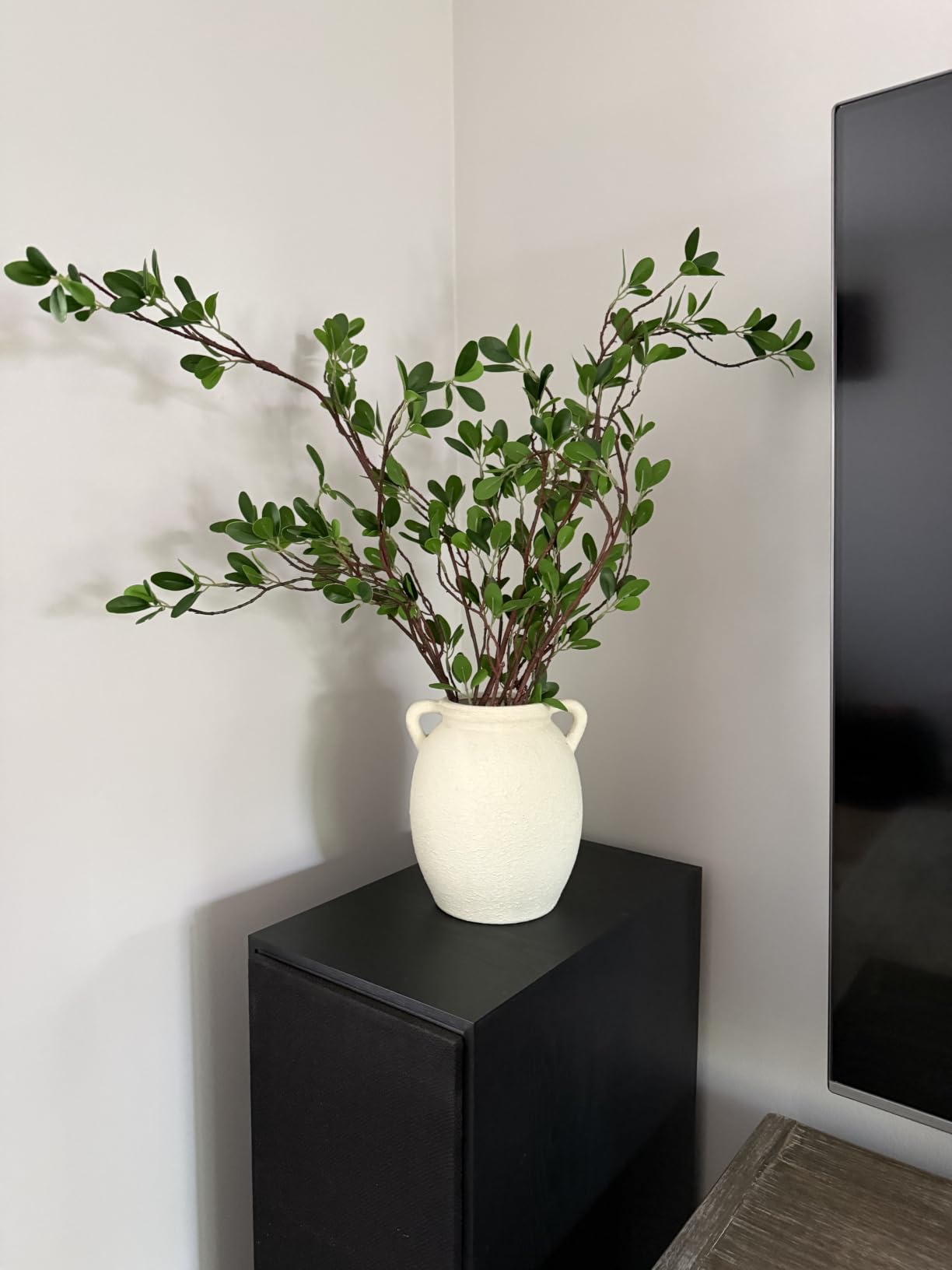 Dobbyby Ceramic Flower Vase 7.6 inch Farmhouse Rustic Vase Decorative Pottery Terracotta Vases for Home Decor Table Mantle Fireplace Living Room Bathroom Wedding Centerpiece (Whitewashed) customer photo 1