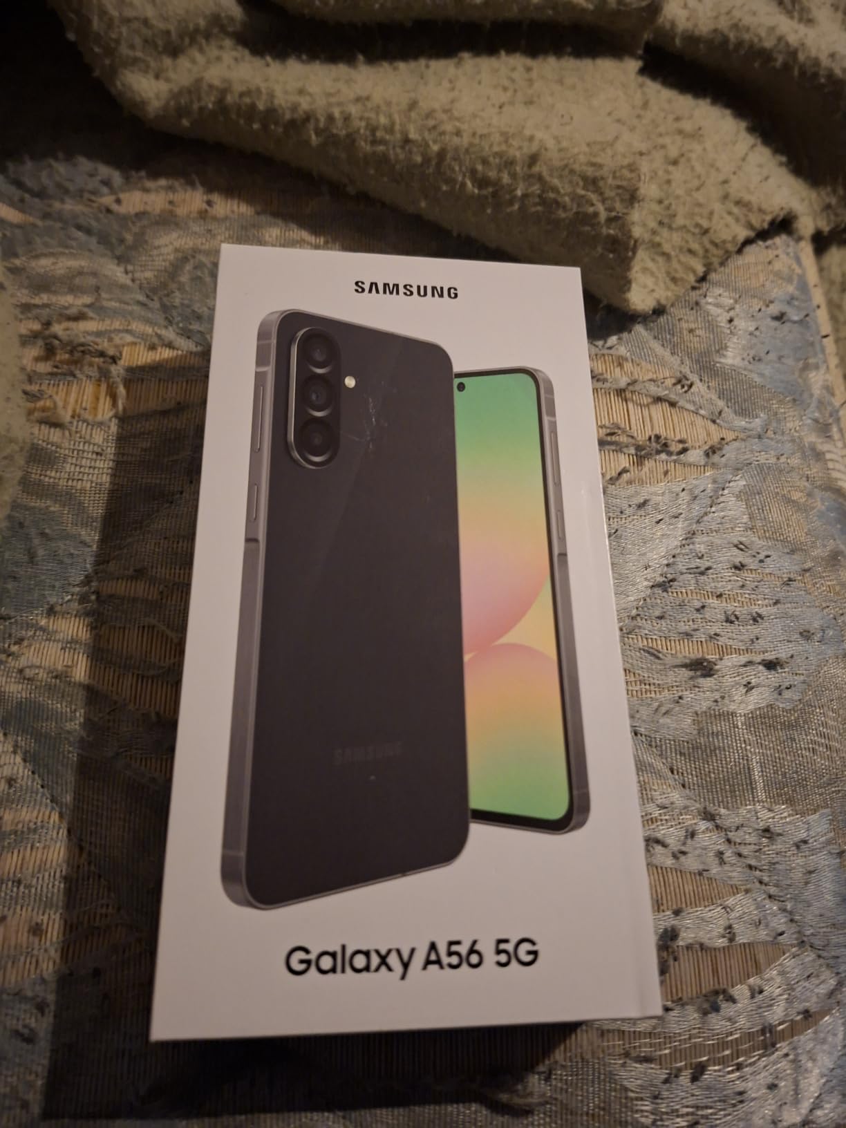Samsung Galaxy A56 5G Cell Phone, 256GB AI Smartphone, Awesome LightGray customer photo 1