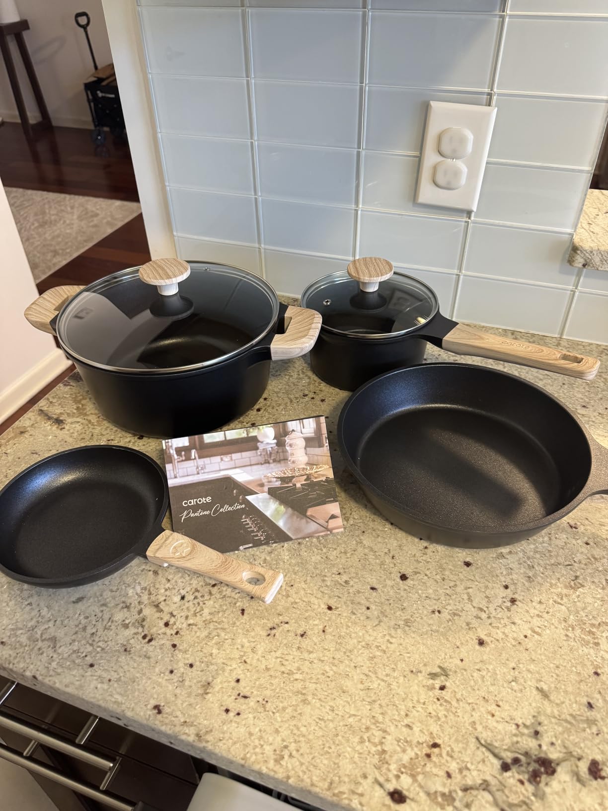 CAROTE 19pcs Tri-Ply Stainless Steel Cookware Set with Detachable Handle customer photo 2