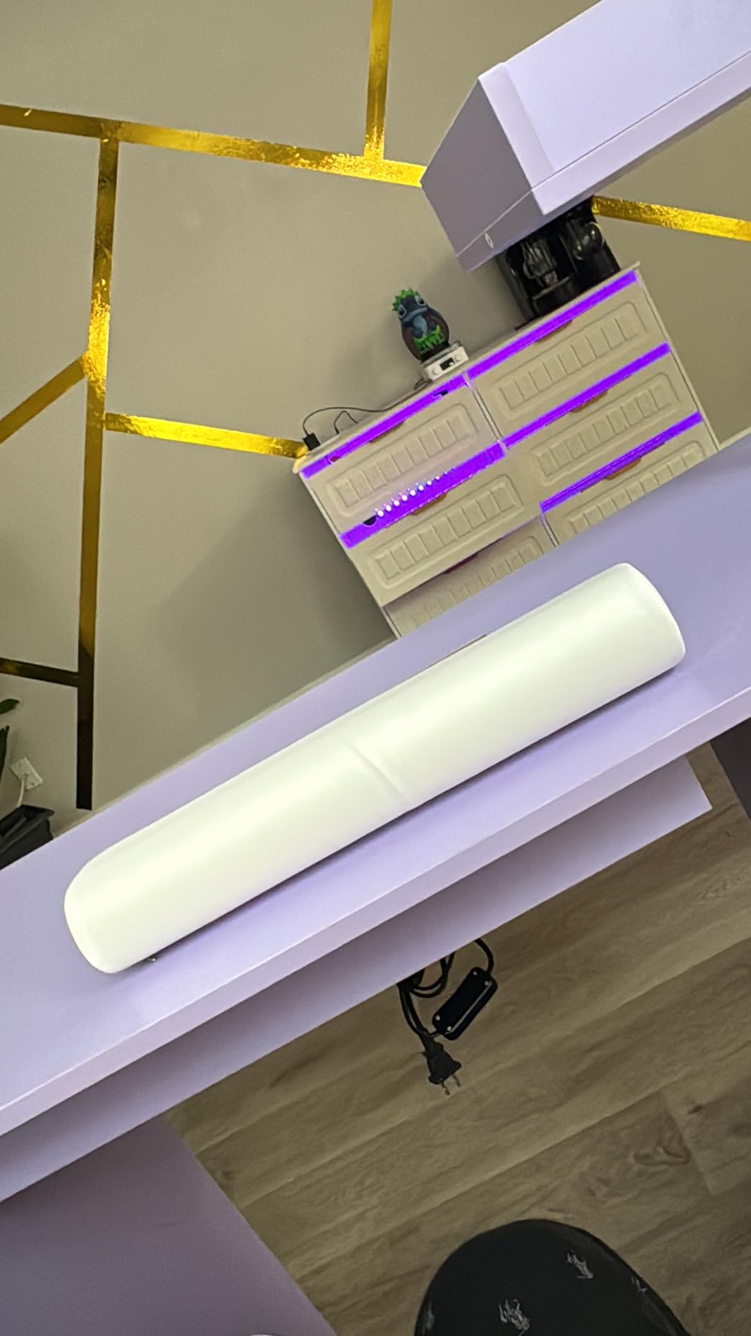Manicure Table, L-Shaped Nail Tech Desk with Dust Collector, Reversible Rotating Table & Storage Shelf, Acetone Resistant Beauty Salon Station, White customer photo 1