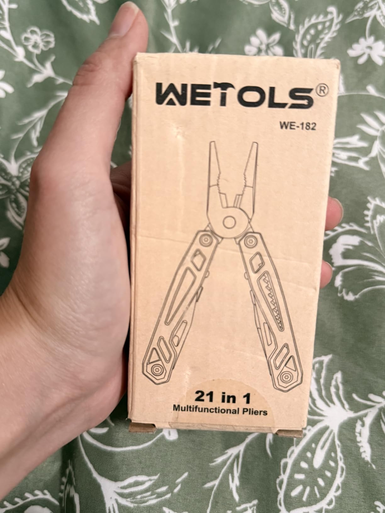 WETOLS Multitool with Pocket Knife, Stainless Steel Needle Nose Pliers customer photo 2