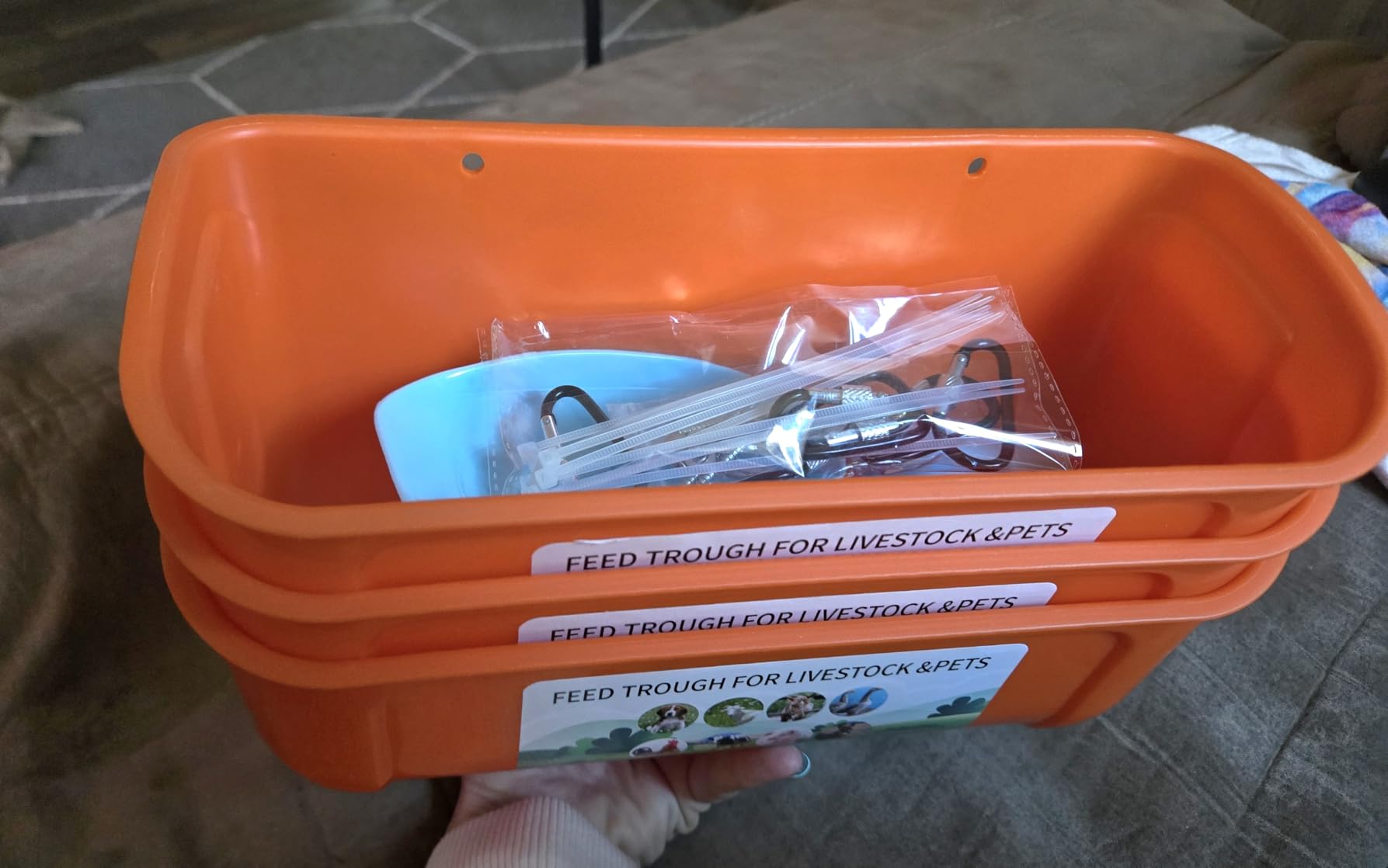 3 Pack Chicken Feeder, Duck Feeder Supplies, Hanging Fence Feed Trough with Clips for Goat, Sheeple, Piglet, Gooses, Turkeys, Dog Livestock Poultry, 8 Quarts in Total, Feed Scoop Included, Green customer photo 1