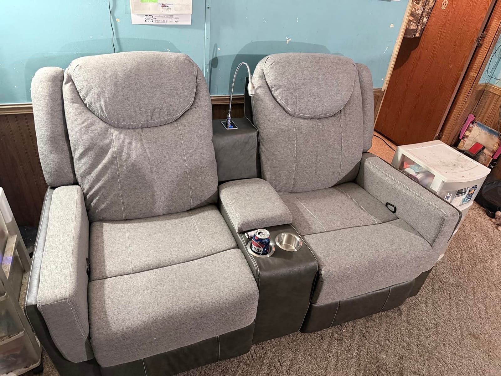 Dresegmt Manual Recliner Sectional Sofa for Living Room, Corner Couch with Flip Middle Backrest, USB Ports & Cup Holders, Grey Linen & Chocolate Leather, 5 Seater Sectional Couch customer photo 2
