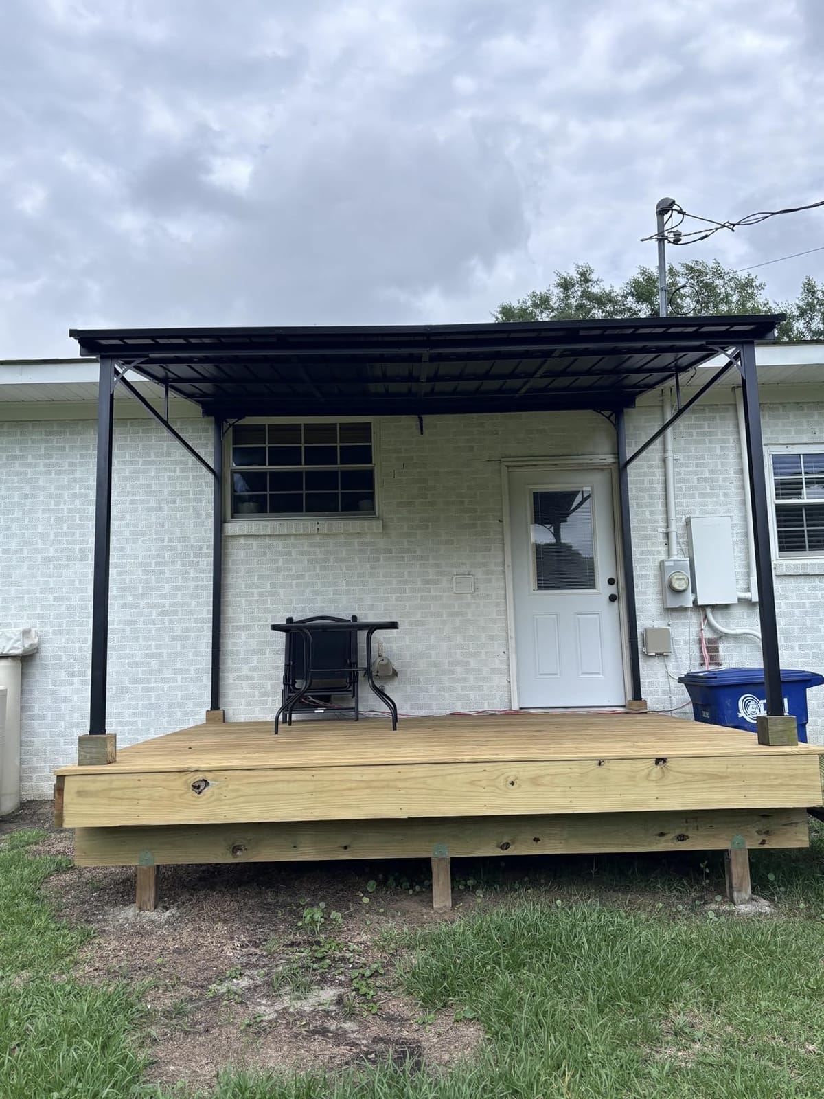 Aoxun 10' x 14' Lean to Gazebo Pergola with Sloping Roof for Patio, Black customer photo 1