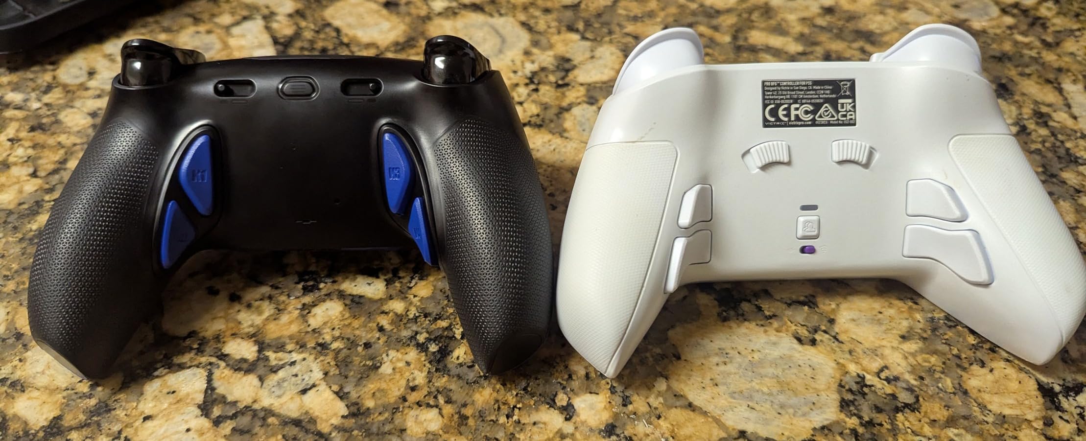 HEXGAMING PHANTOM Wireless Controller Compatible with PS5, Static Emerald customer photo 2
