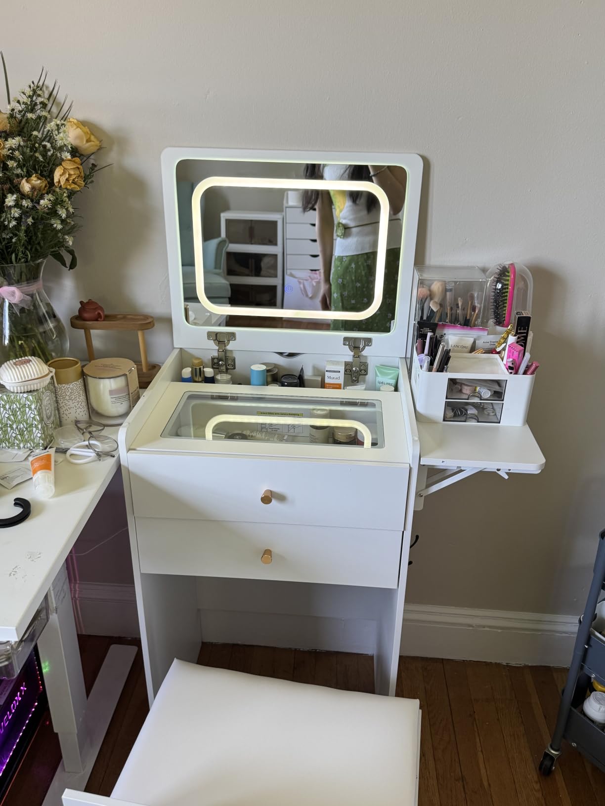 COMHOMA Makeup Vanity Desk with Mirror and Lights, Small 3 in 1 Vanity Table with Visible Glass Top, Flip Top & 3 Drawers, Compact Dressing with Storage Stool for Room or Office customer photo 2