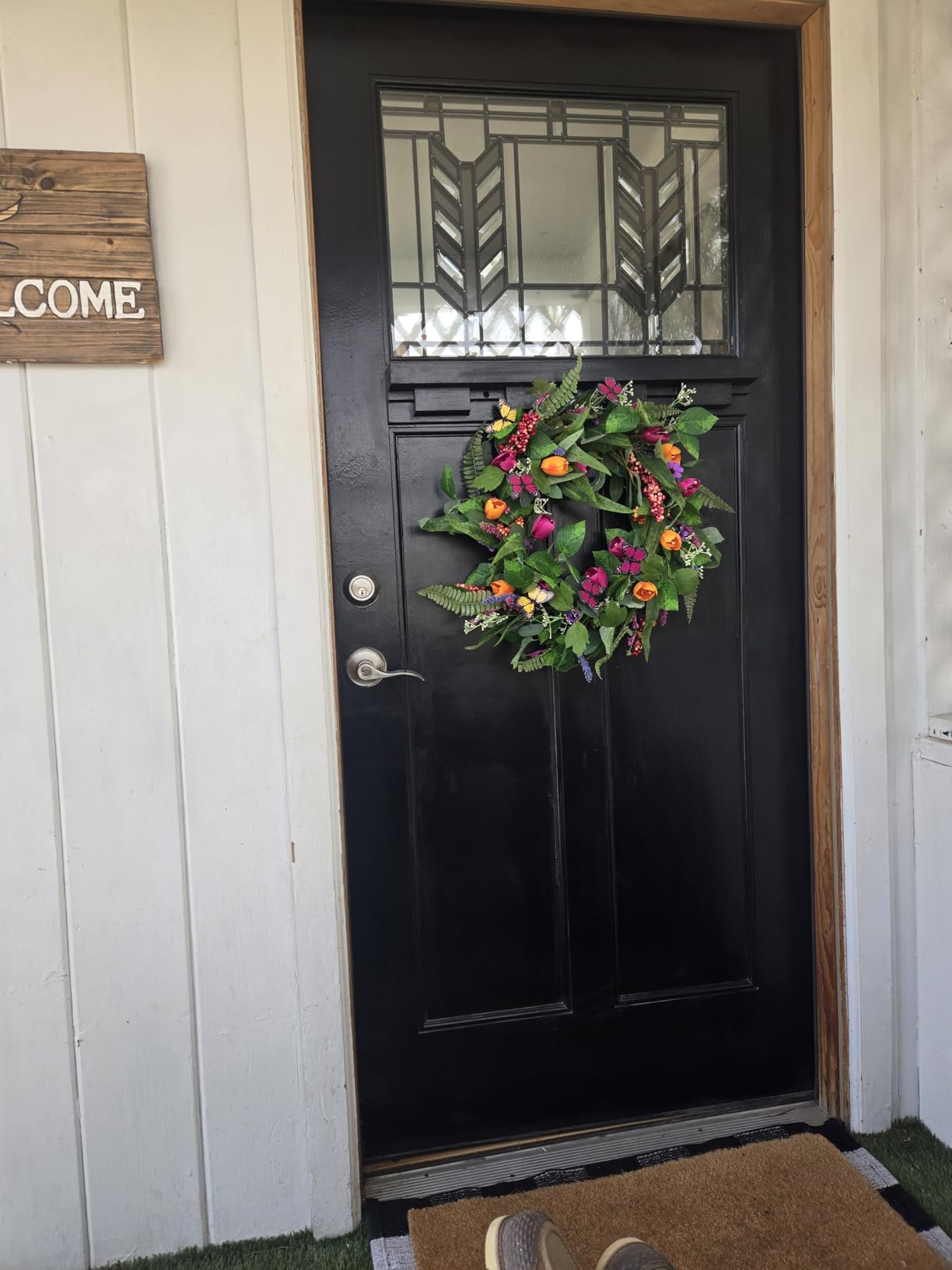 22’’ Artificial Christmas Wreath for Front Door with Red Balls Candy Canes Pine Needles Red Berries Pine Cones Christmas Decorations for Winter Wall Outdoor Home Holiday Xmas Decor customer photo 2
