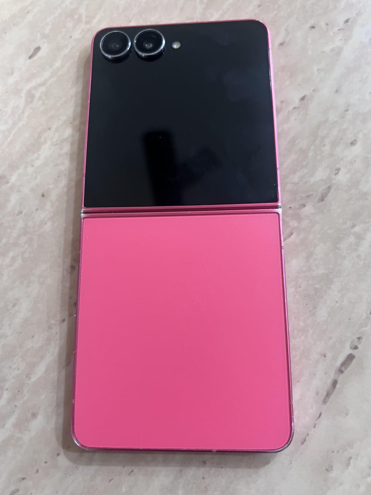 Samsung Galaxy Z Flip7, 256GB, Jet Black - Unlocked (Renewed) customer photo 2