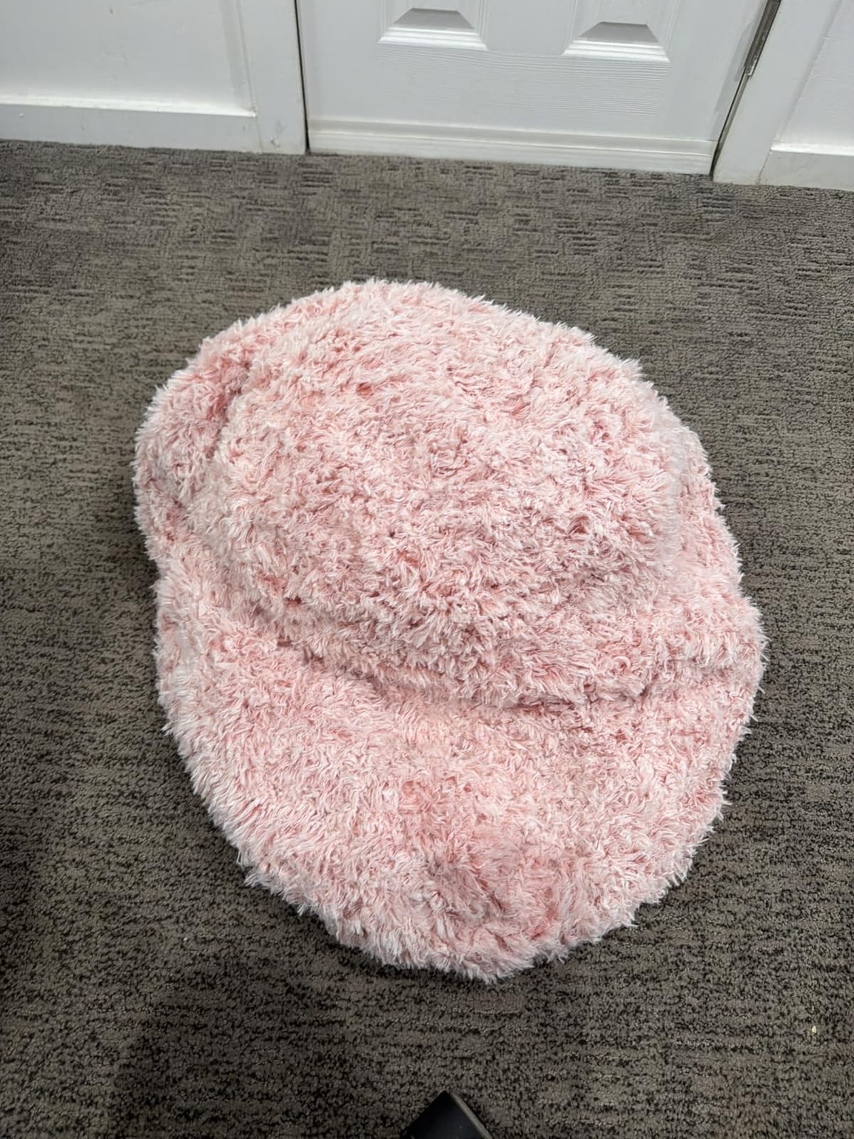 Fluffy Bean Bag Chair for Kids, 2.5FT Round Memory Foam Filled Bean Bag for Teens & Kids, Ultra Soft Faux Fur Fabric Bean Bag Chairs for Playroom, Living Room, Bedroom,Pink customer photo 1