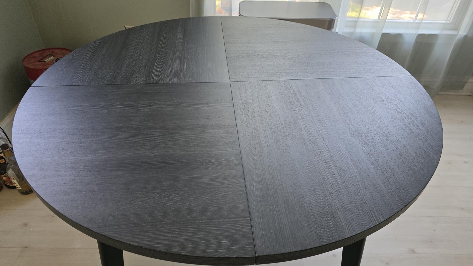 VASAGLE 31.5-Inch Dining Table, Small Round Kitchen Table for 4 People customer photo 1