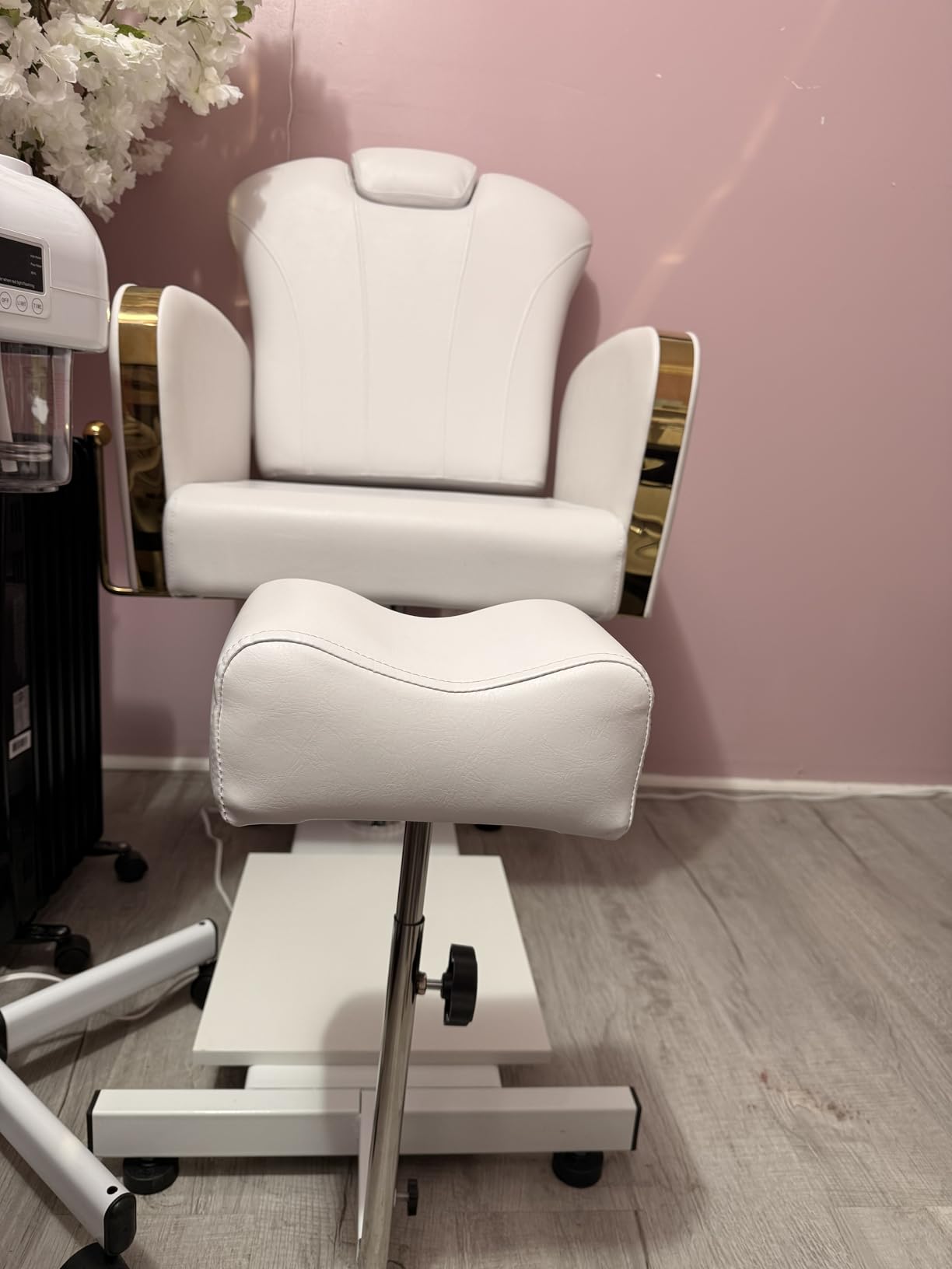 OmySalon Modern Pedicure Spa Chair with Bubble Foot Bath & Stool, Pedicure Station 360° Rotation Hydraulic Adjustable Seat for Nail Tech Salon & Home Use(White & Gold) customer photo 1