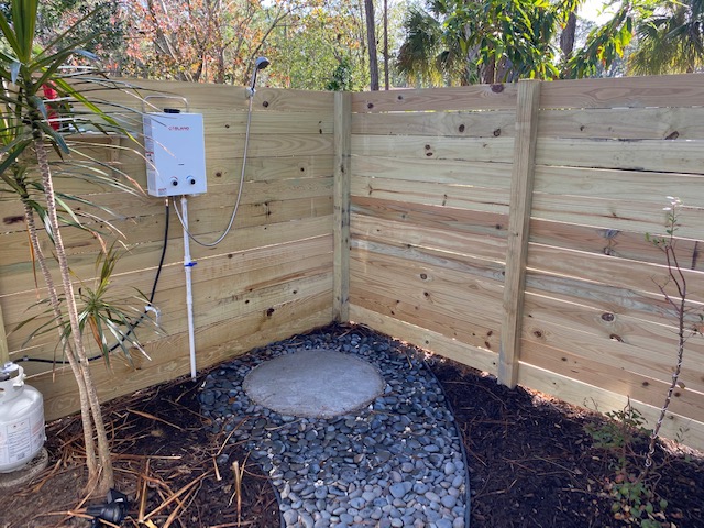 GASLAND BS264 Outdoor Propane Tankless Water Heater 2.64GPM, 10L Portable Hot Water Heater for Cabin, Barn, Camping, RV, Overheating Protection, Easy to Install, White customer photo 2
