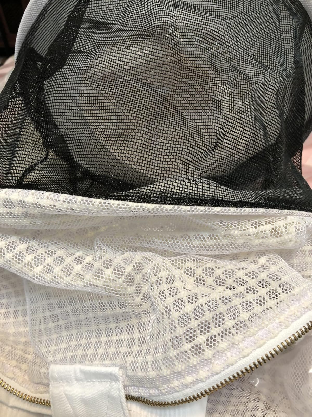 3-Layer Ventilated Mesh Bee Jacket for Men & Women with Veils Sting-Proof Beekeeping Jacket with Leather Gloves & Bag customer photo 1
