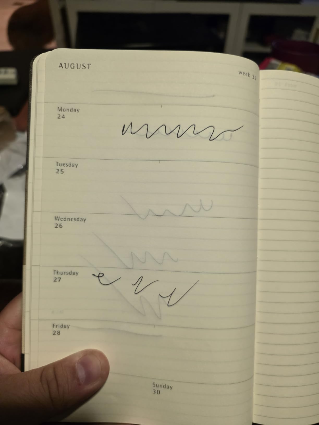 Moleskine The Lord of the Rings 2026-2027 18-Month Weekly Planner, Large (Limited Edition) customer photo 1