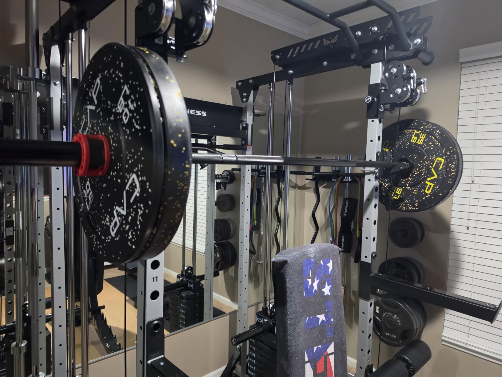 CAP Barbell 370 lb Economy - Speckled Olympic Weight Set with 7ft Chrome Barbell & Black Bumper Plates with Color Logo customer photo 2