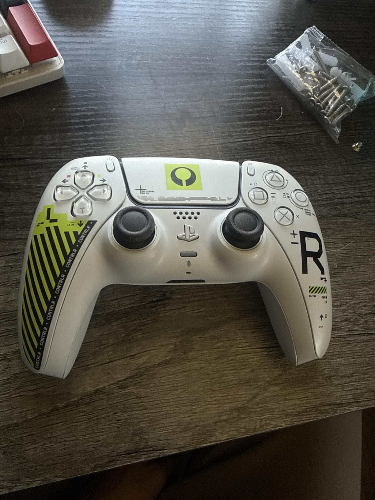 PlayStation DualSense Wireless Controller - Marathon Limited Edition customer photo 1