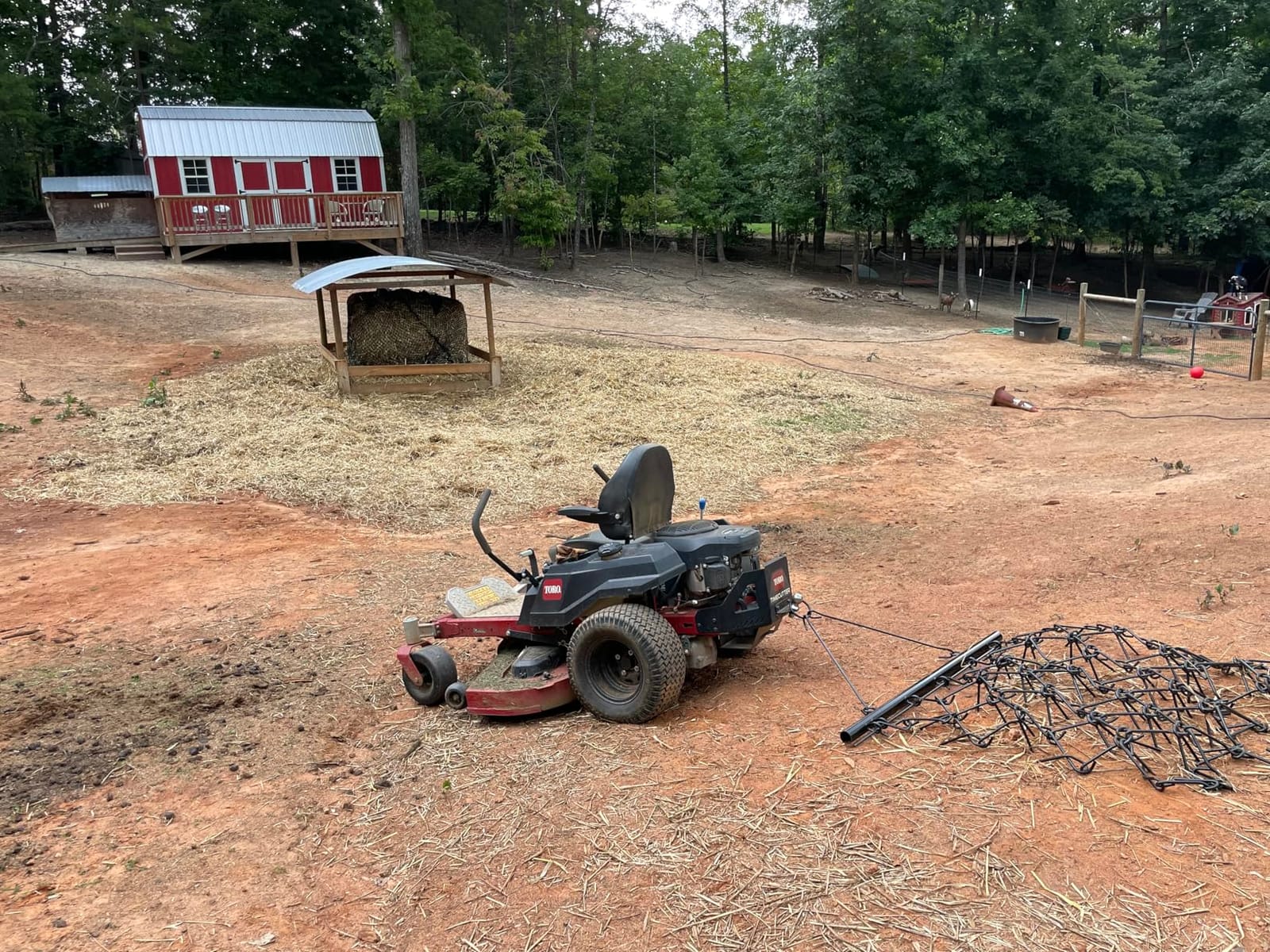 VEVOR Drag Harrow, 6 ft Tow-Behind Driveway Grader with Chain Harrow, Adjustable Width & 80lbs Load Capacity, Heavy Duty Lawn Leveling Rake, Fits ATVs UTVs Tractors, for Gravel Driveway Field customer photo 2