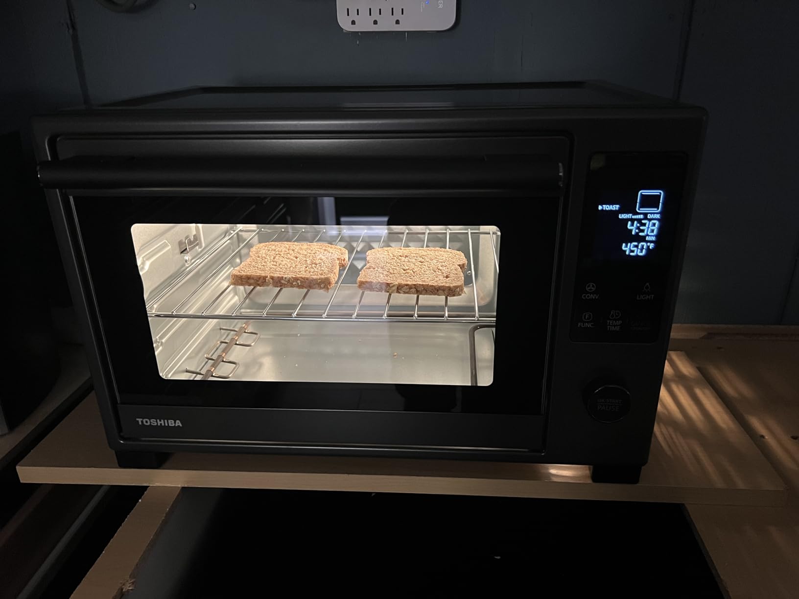 TOSHIBA ChefFry Air Fryer Toaster Oven Combo, 26.4-Quart, Stainless Steel customer photo 1