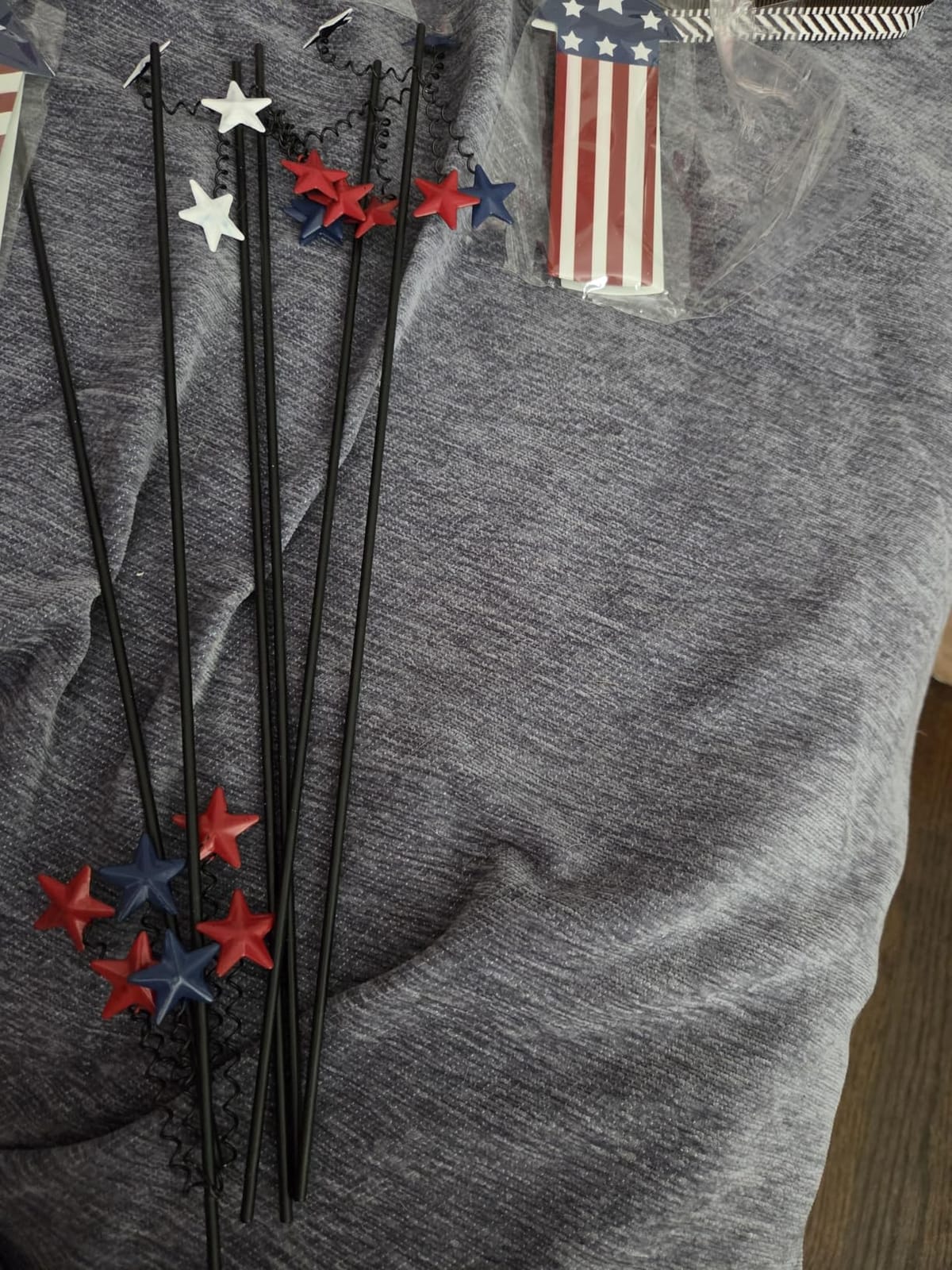 6Pack 4th of July Decorations Outdoor, 21.15'' Red White Blue Metal Firework Decorative Garden Stakes for Independence Day Garden Decor, Americana Patriotic Yard Signs Decor for Garden Lawn Porch customer photo 2