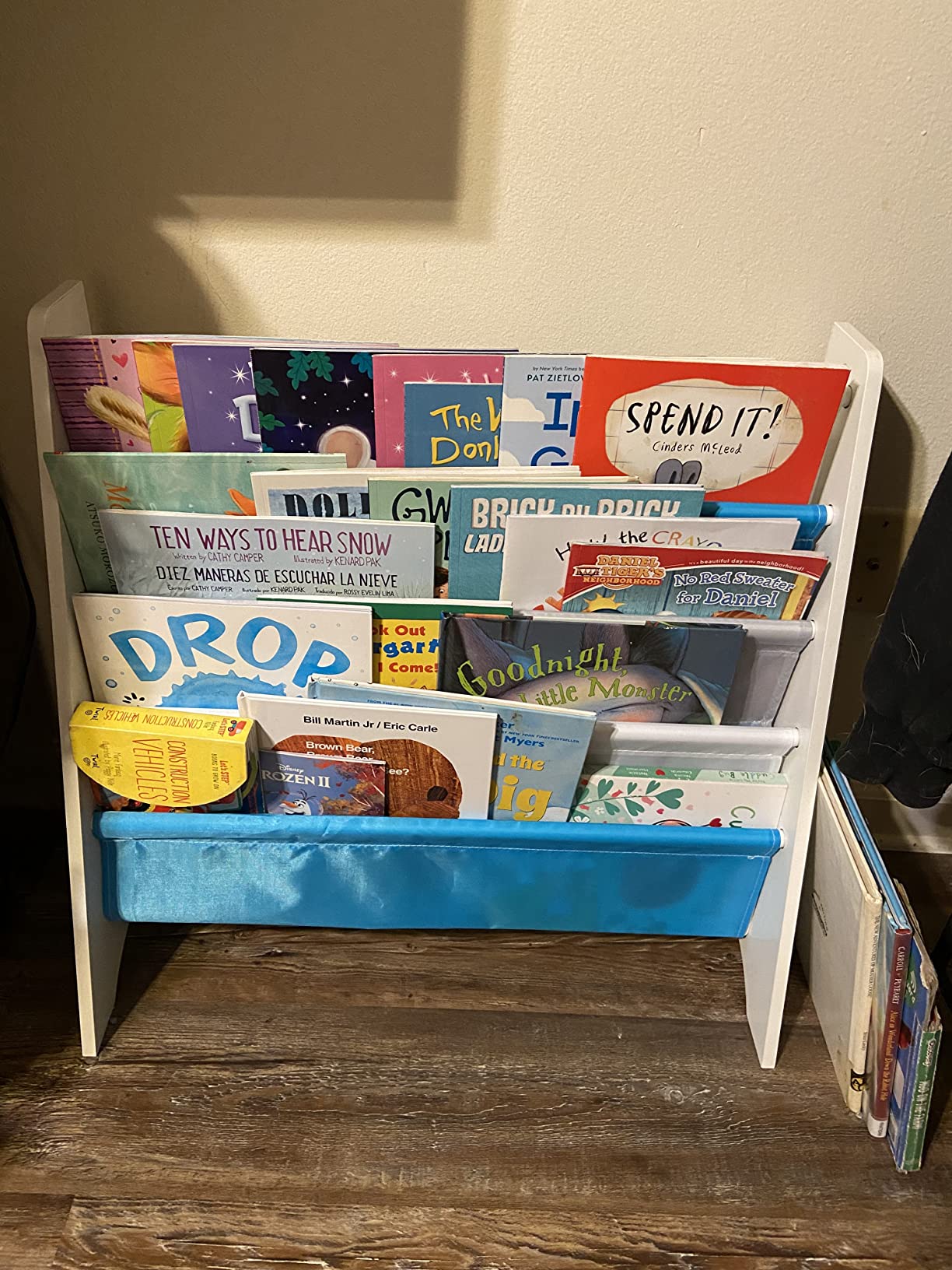 SONGMICS Kids Bookshelf, 4-Tier Toddler Bookcase, 24.6 x 9.8 x 23.6 Inch | Montessori Book display Rack, Child-Friendly Fabric Organizer for Playroom, Cloud White and White TEZA Collection UGKR079WB01 customer photo 2