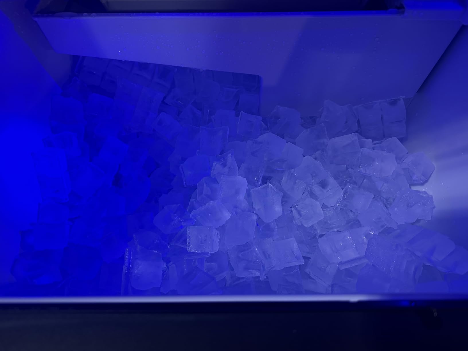 VEVOR Commercial Ice Maker Machine, 120 lbs/24H Ice Production, 19-33 lbs Storage Bin, 45 Cubes per Cycle, Stainless Steel Under Counter & Freestanding Ice Maker with LED Display, Self-Cleaning customer photo 1