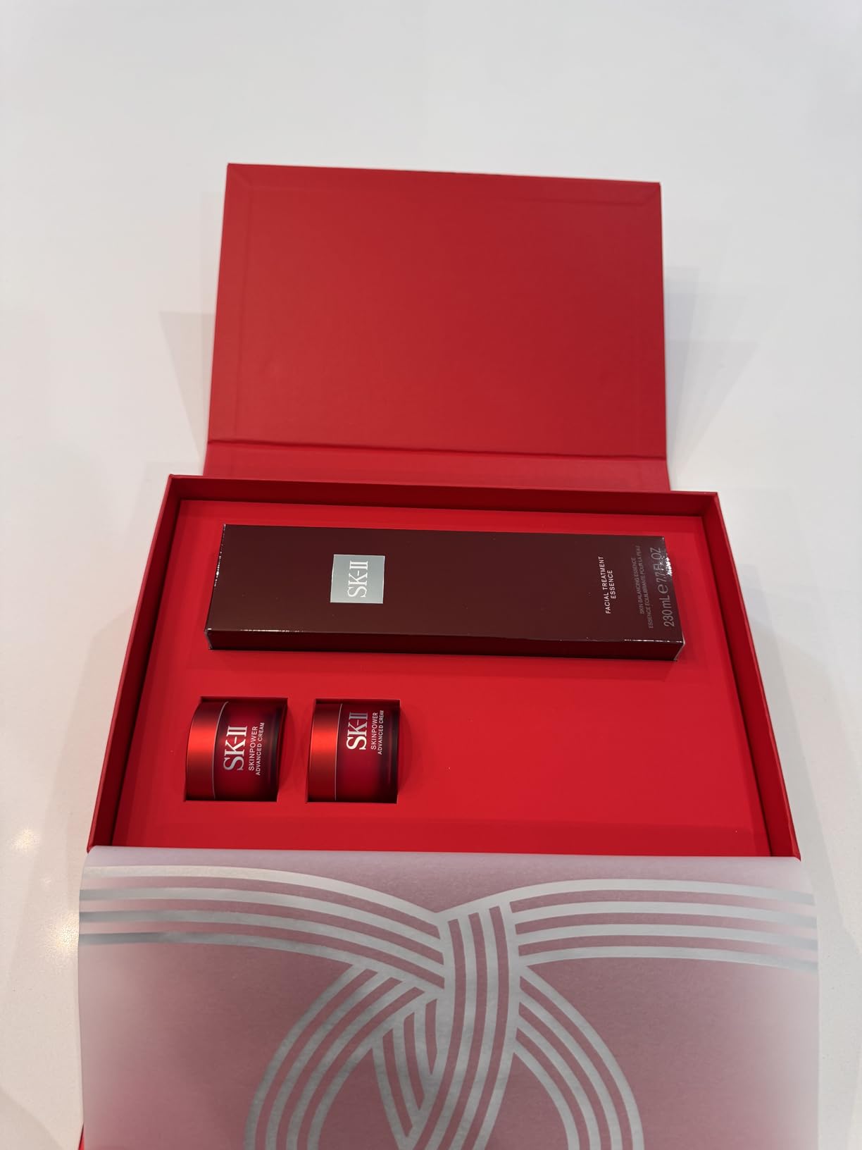 SK-II Timeless Beauty Skin Care Set - Limited-Edition Anti-Aging Skincare Kit with Full-Size Facial Treatment Essence (7.7 oz) + 2 Mini Advanced Creams (0.5 oz) - Japanese Skin Care Travel & Gift Set customer photo 1