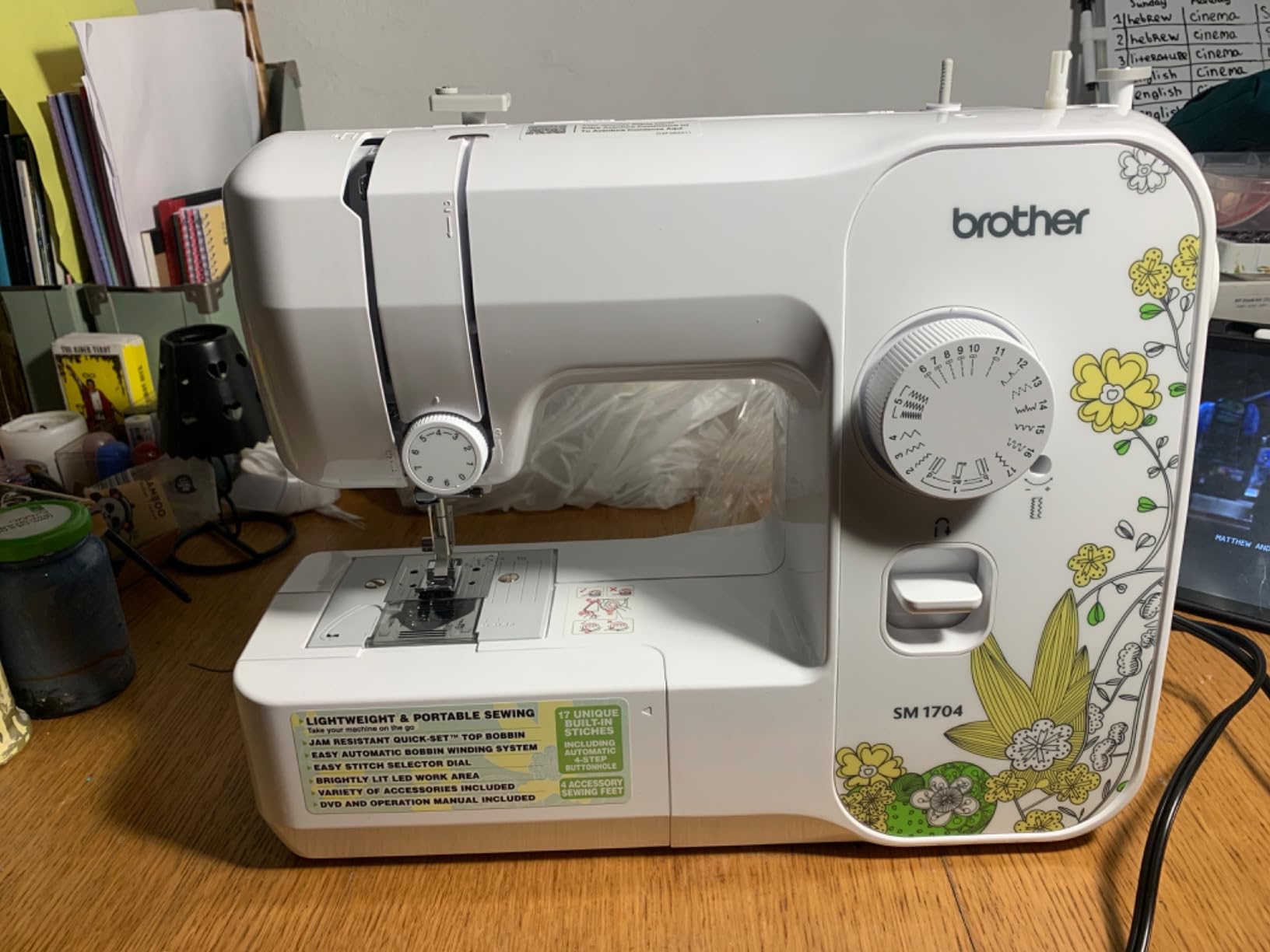 Brother SM1704 17-Stitch Free Arm Sewing Machine, 6-Piece Premium Thread and 5-Piece Sewing Machine Needles customer photo 2