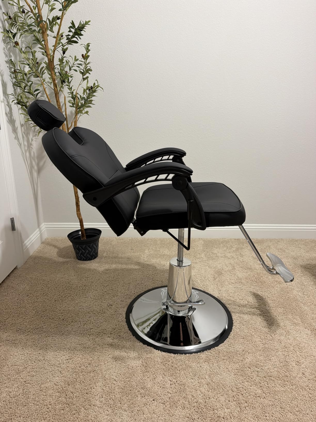 Barber Chair with Heavy Duty Hydraulic Pump, Salon Chair for Hair Stylist, 360° Swivel 90°-140° Backrest Reclining Chairs, Portable Height Adjustable Hair Chair for Barbershop (Black-Plain) customer photo 1