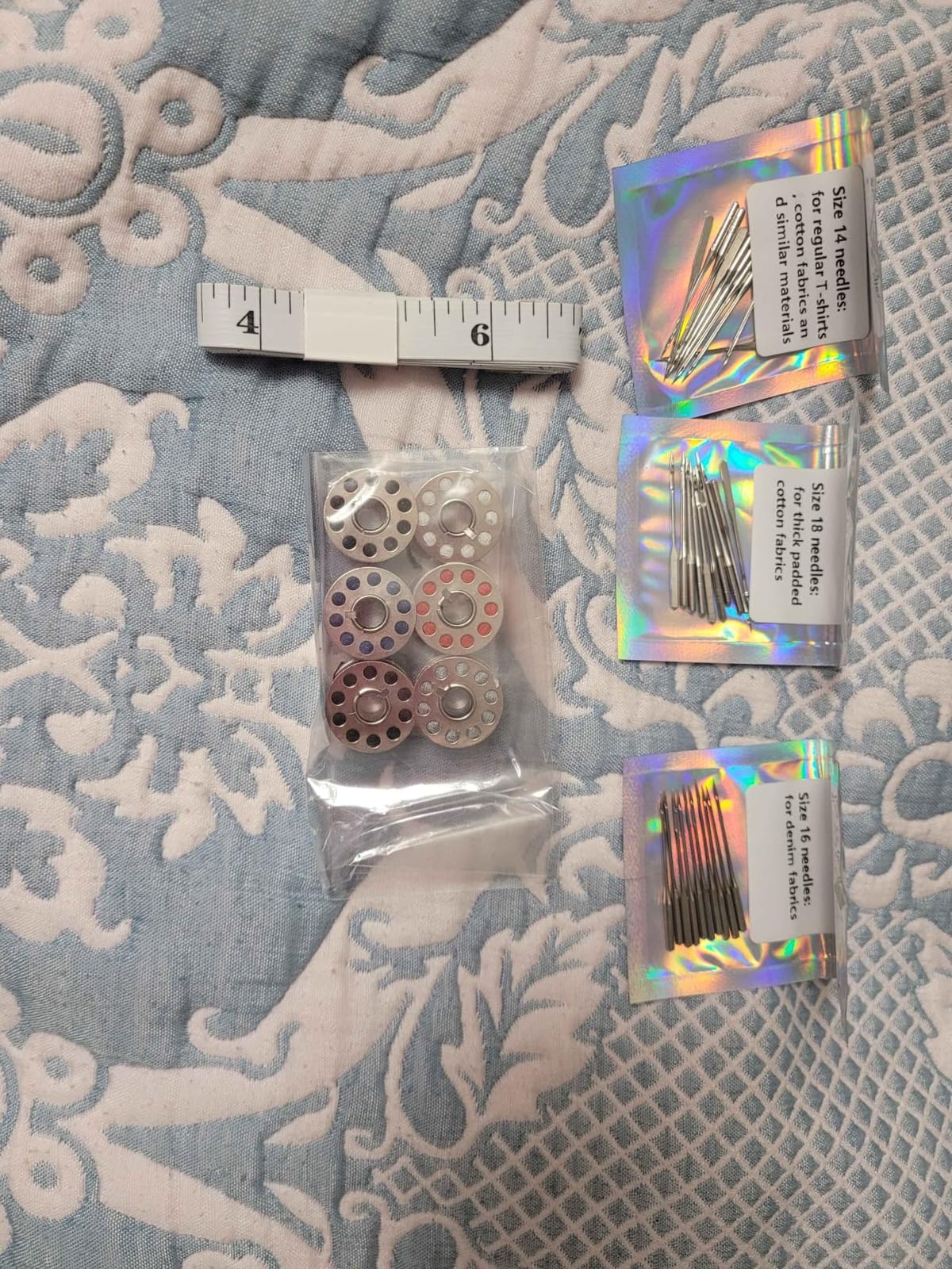 Small Sewing Machine for Beginners, Portable sewing Kit for Light Fabrics customer photo 1