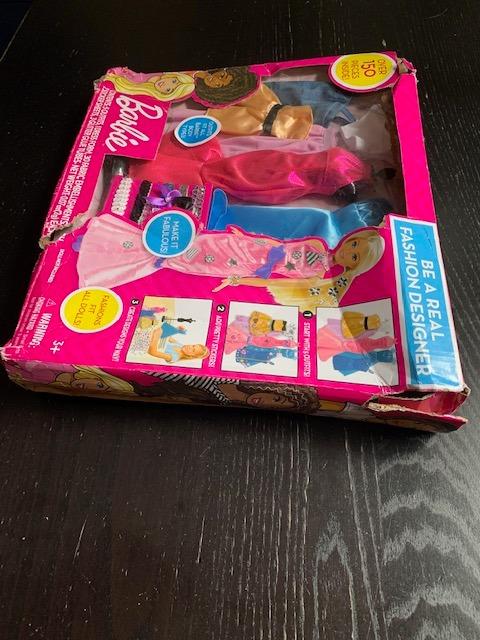 Barbie Fashion Designer Kit customer photo 2