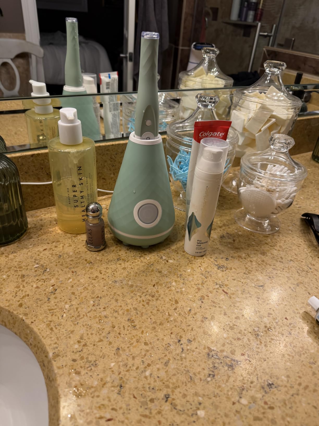 Tao Clean UV Sanitizing Sonic Toothbrush and Cleaning Station, Electric Toothbrush, Dual Speed Setting, White customer photo 2