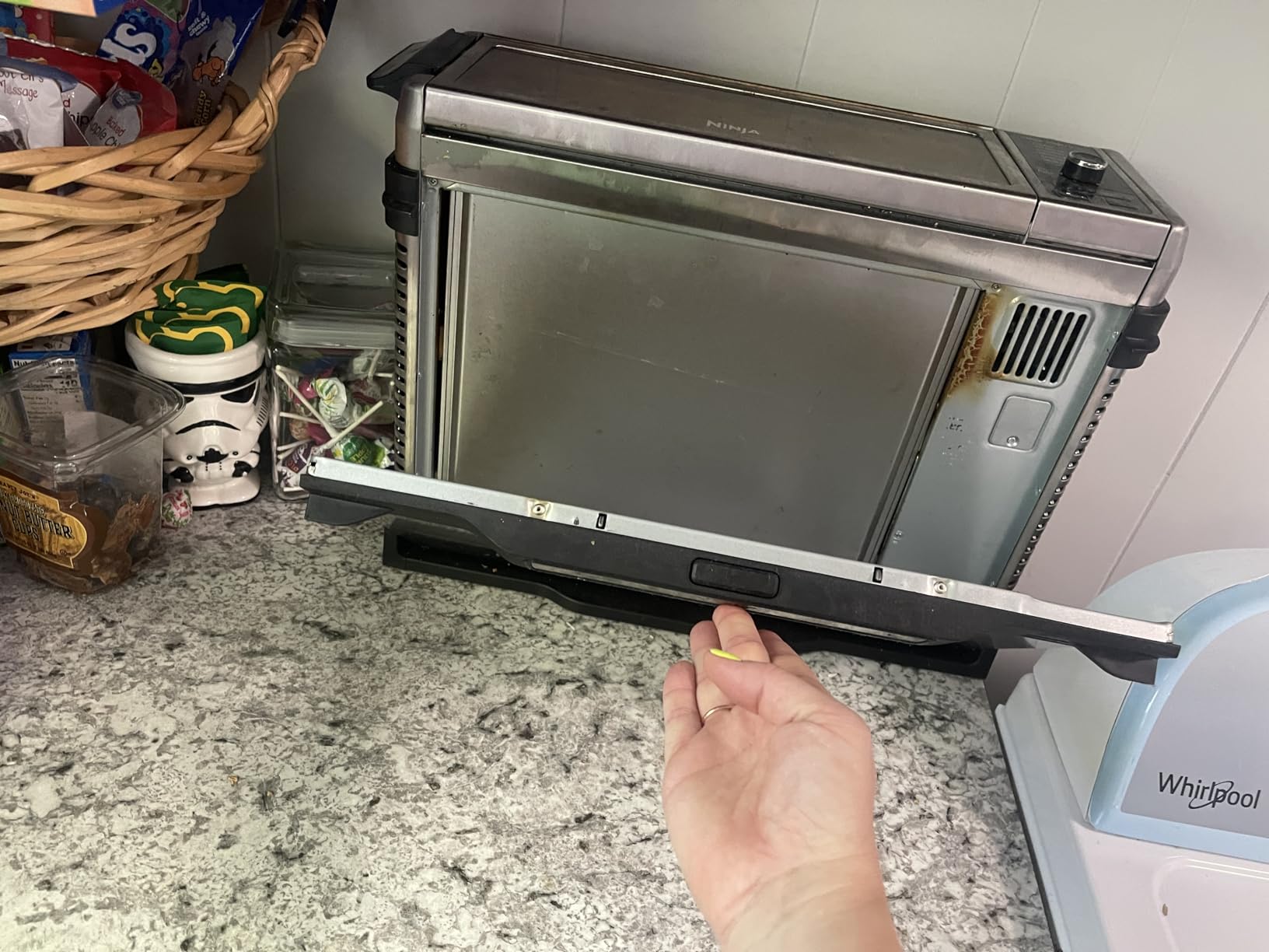 Ninja Digital Air Fry Countertop Oven, 8-in-1, XL, Silver, SP101 customer photo 2